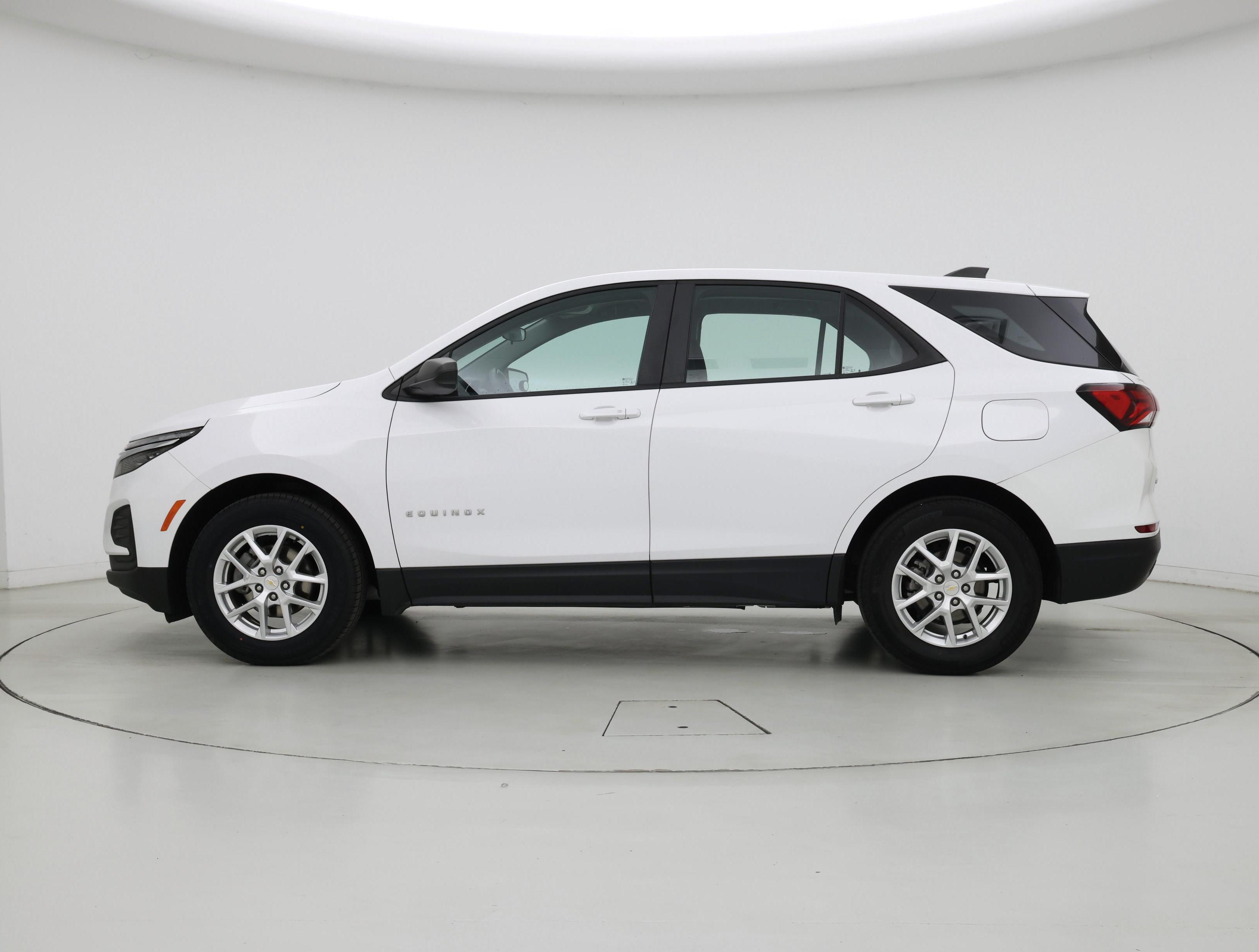 Thumbnail: 2023 Chevrolet Equinox - 3