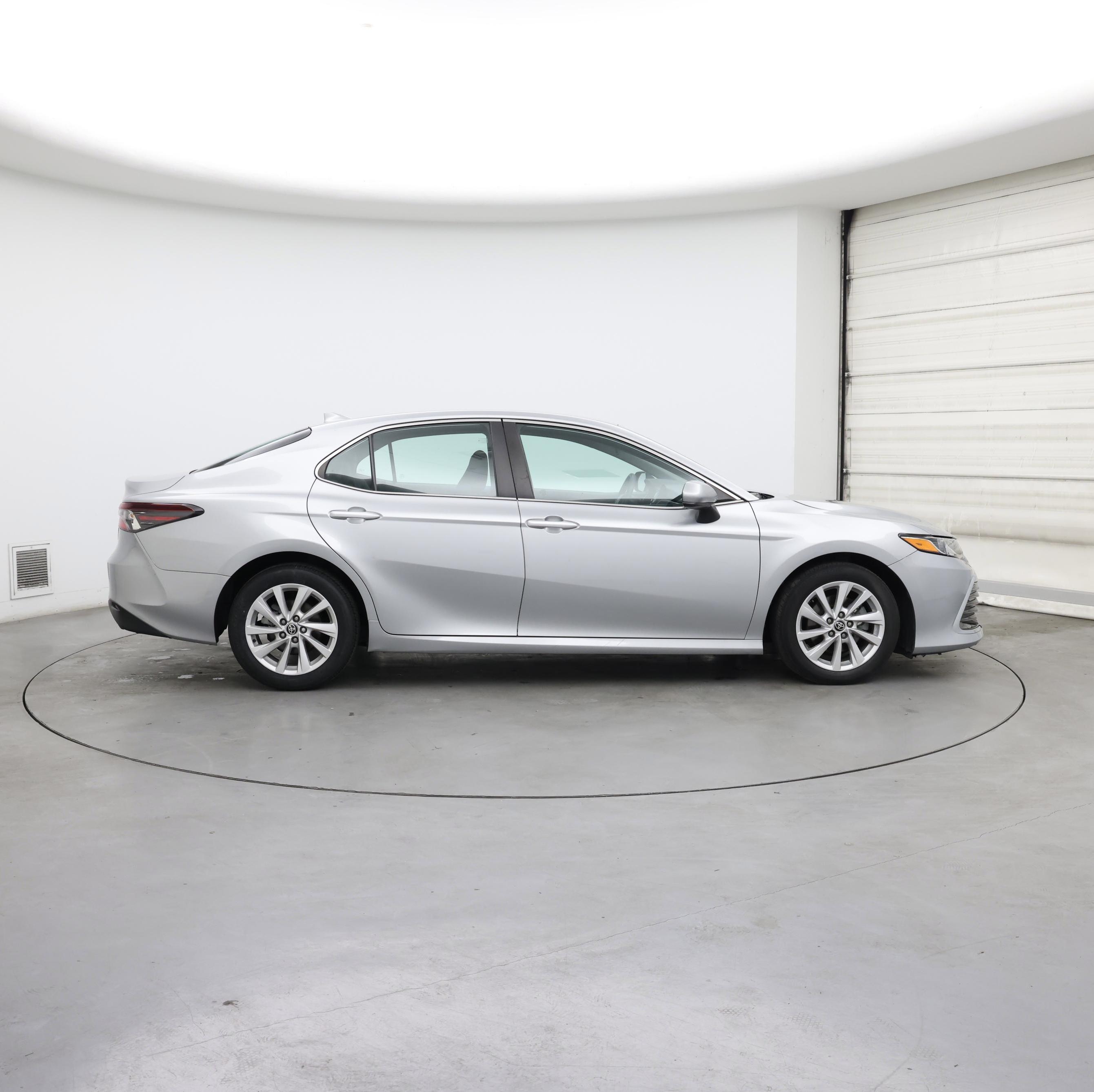 Thumbnail: 2023 Toyota Camry - 7