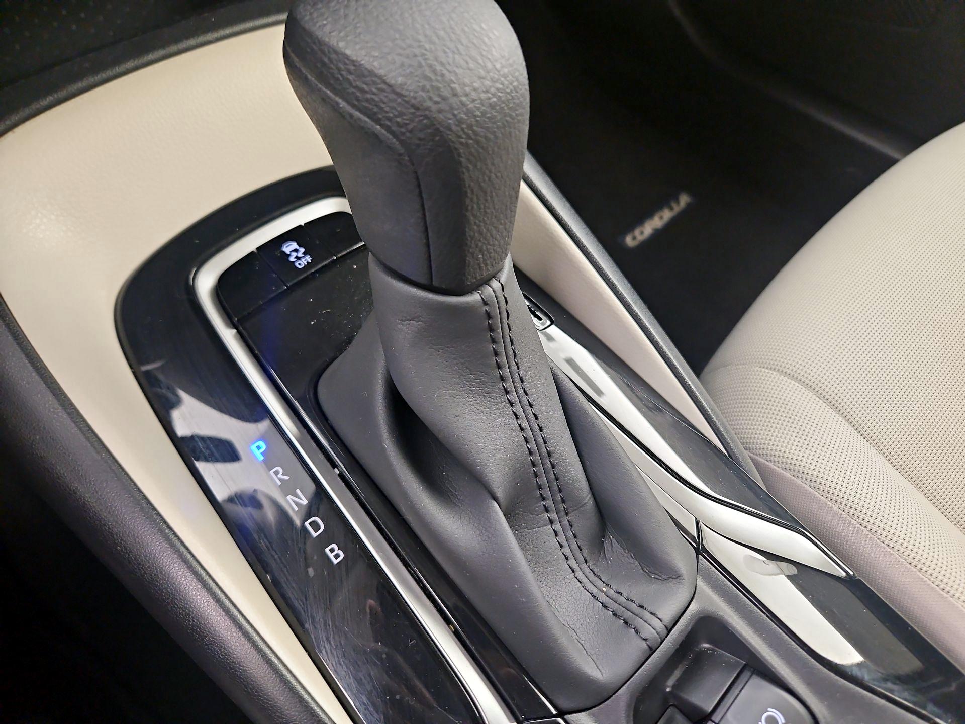 Thumbnail: 2022 Toyota Corolla - 17