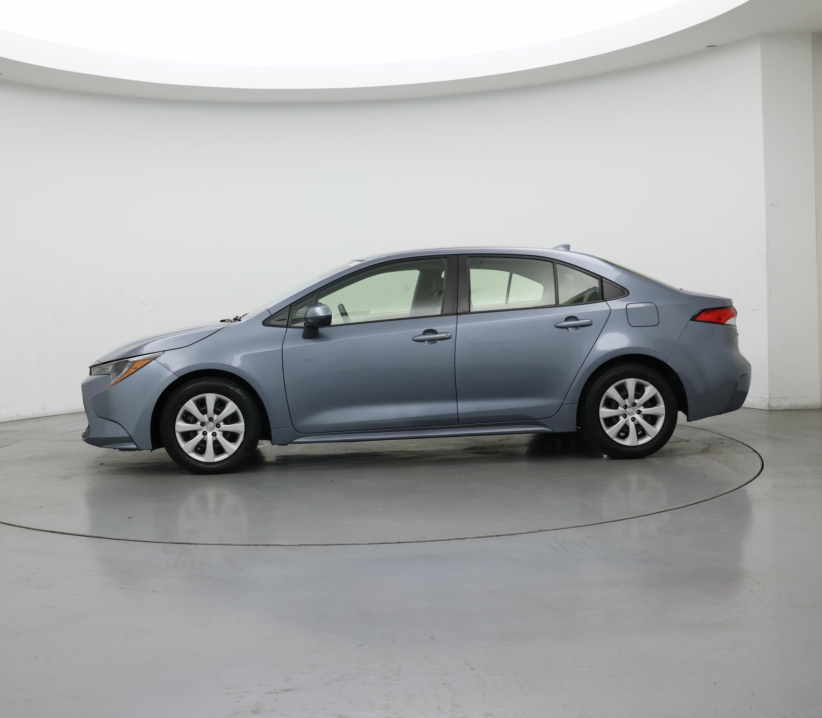 Thumbnail: 2022 Toyota Corolla - 3