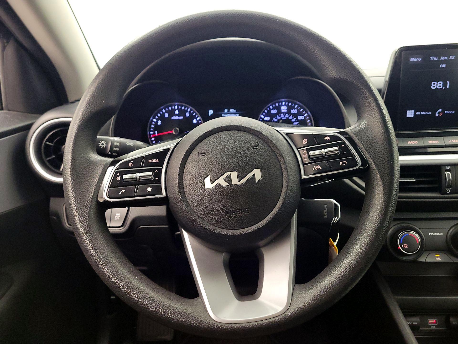 Thumbnail: 2023 Kia Forte - 10