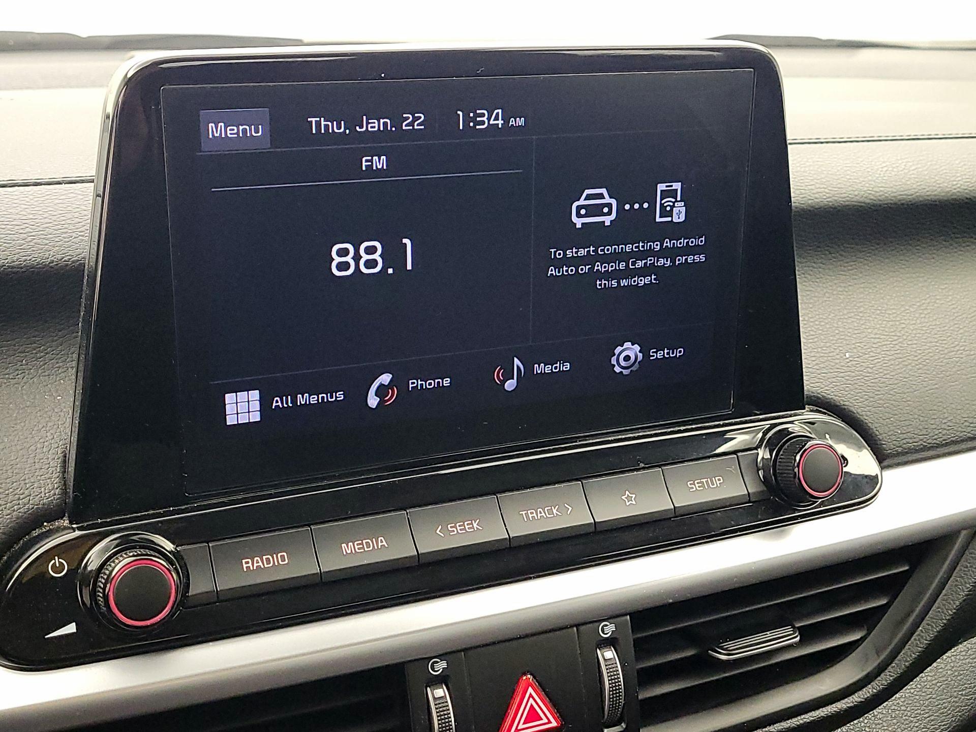 Thumbnail: 2023 Kia Forte - 15