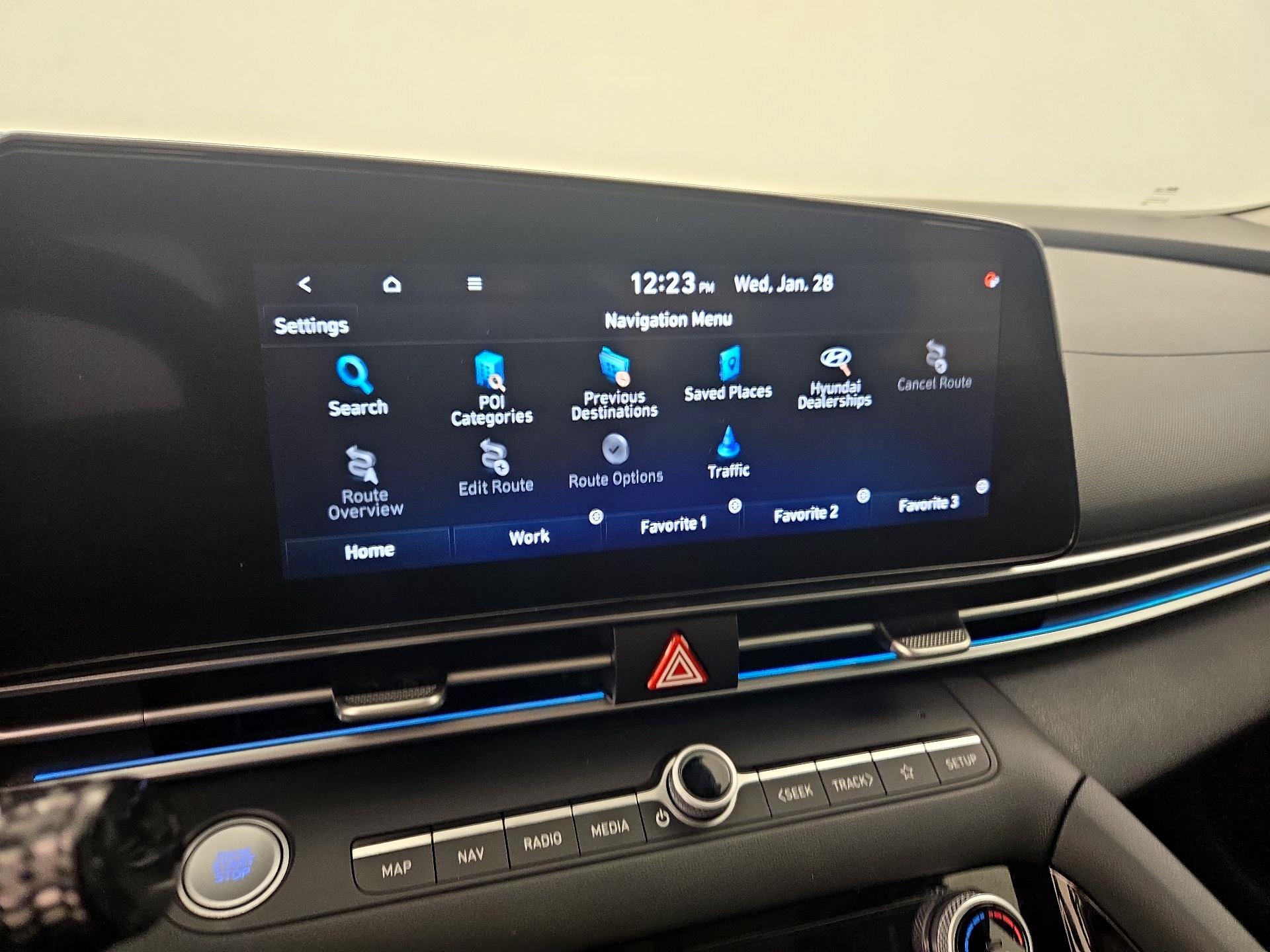 Thumbnail: 2023 Hyundai Elantra - 14