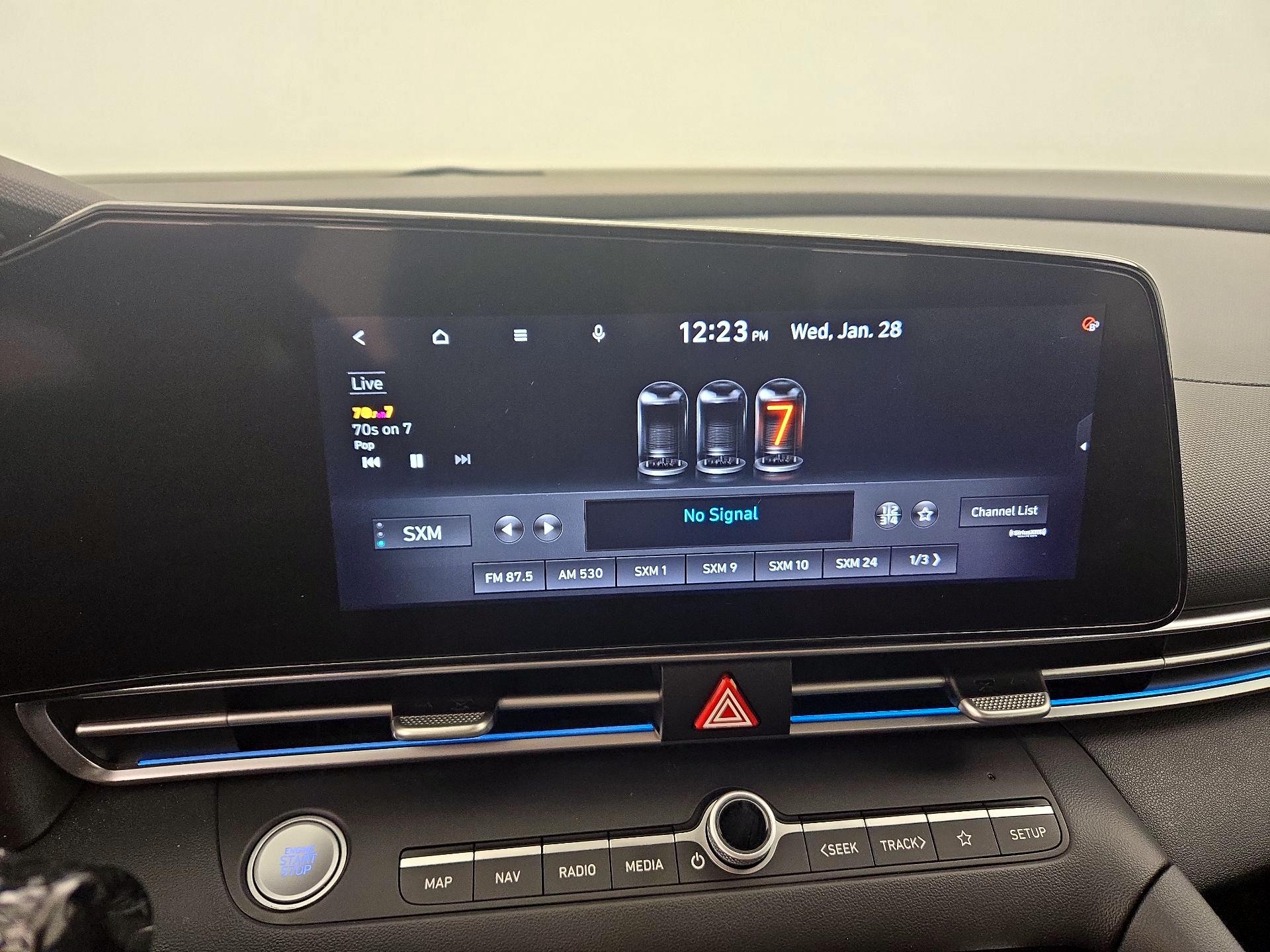 Thumbnail: 2023 Hyundai Elantra - 16