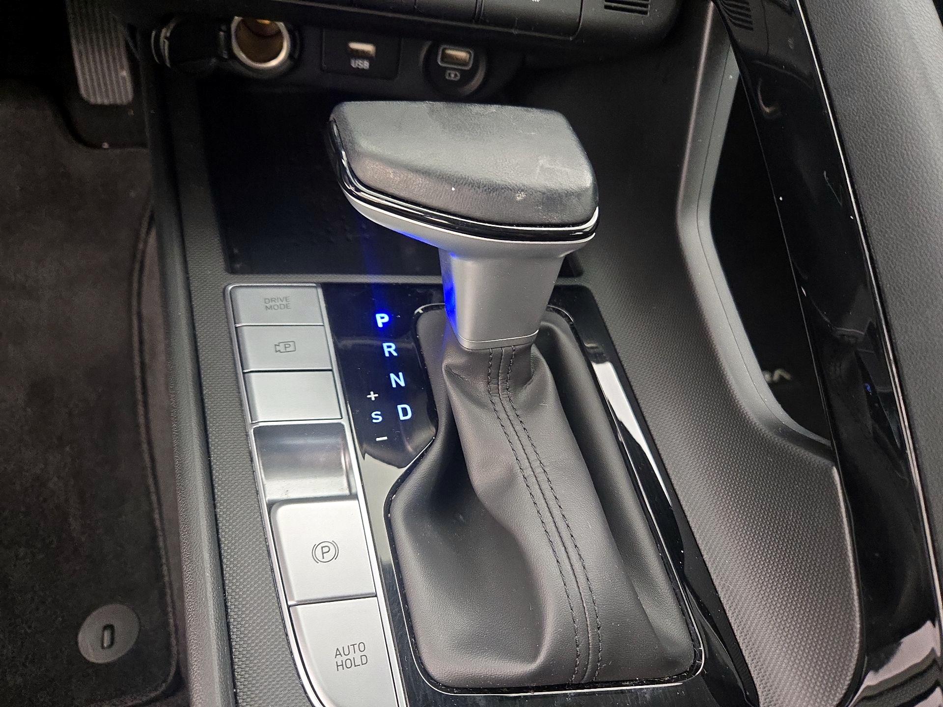 Thumbnail: 2023 Hyundai Elantra - 18