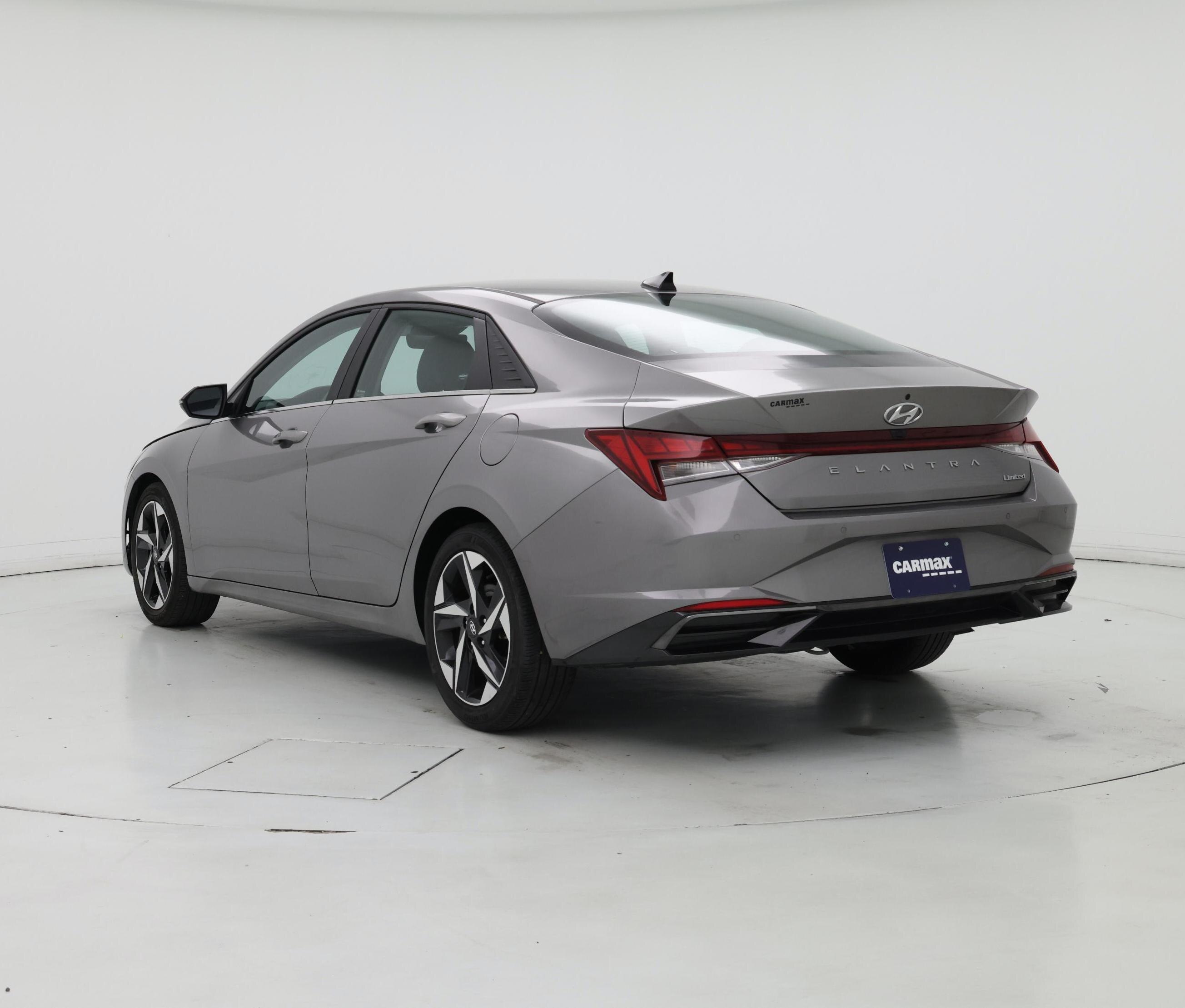 Thumbnail: 2023 Hyundai Elantra - 2