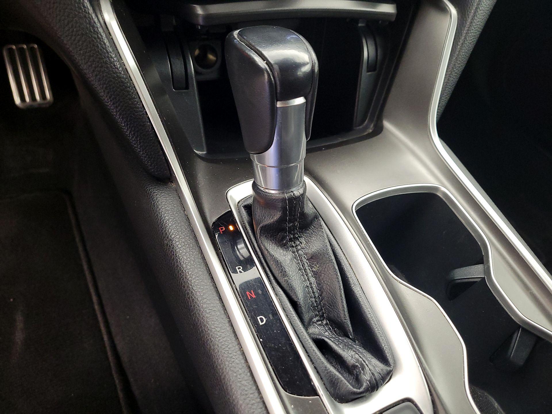 Thumbnail: 2022 Honda Accord - 17