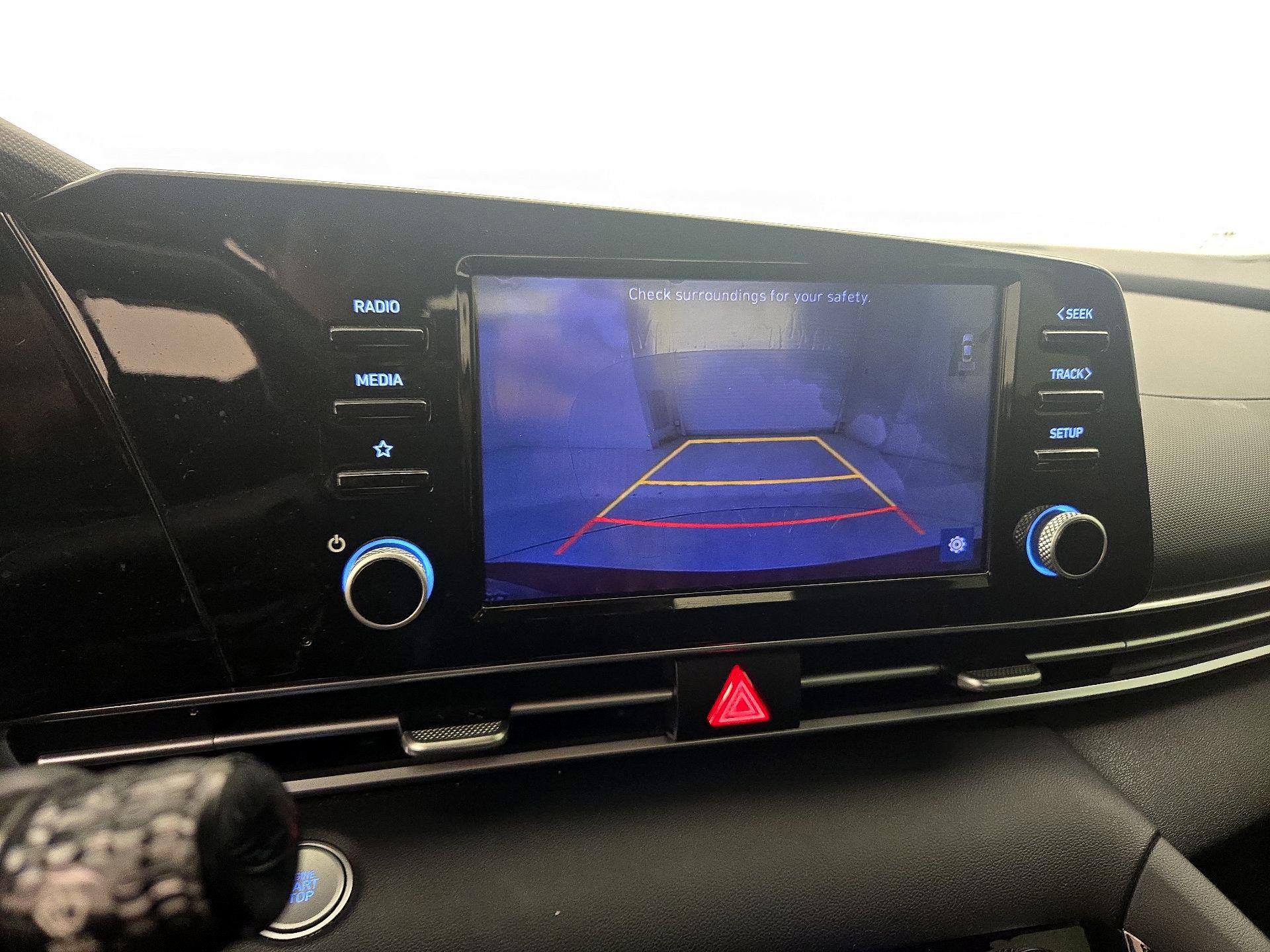 Thumbnail: 2021 Hyundai Elantra - 14