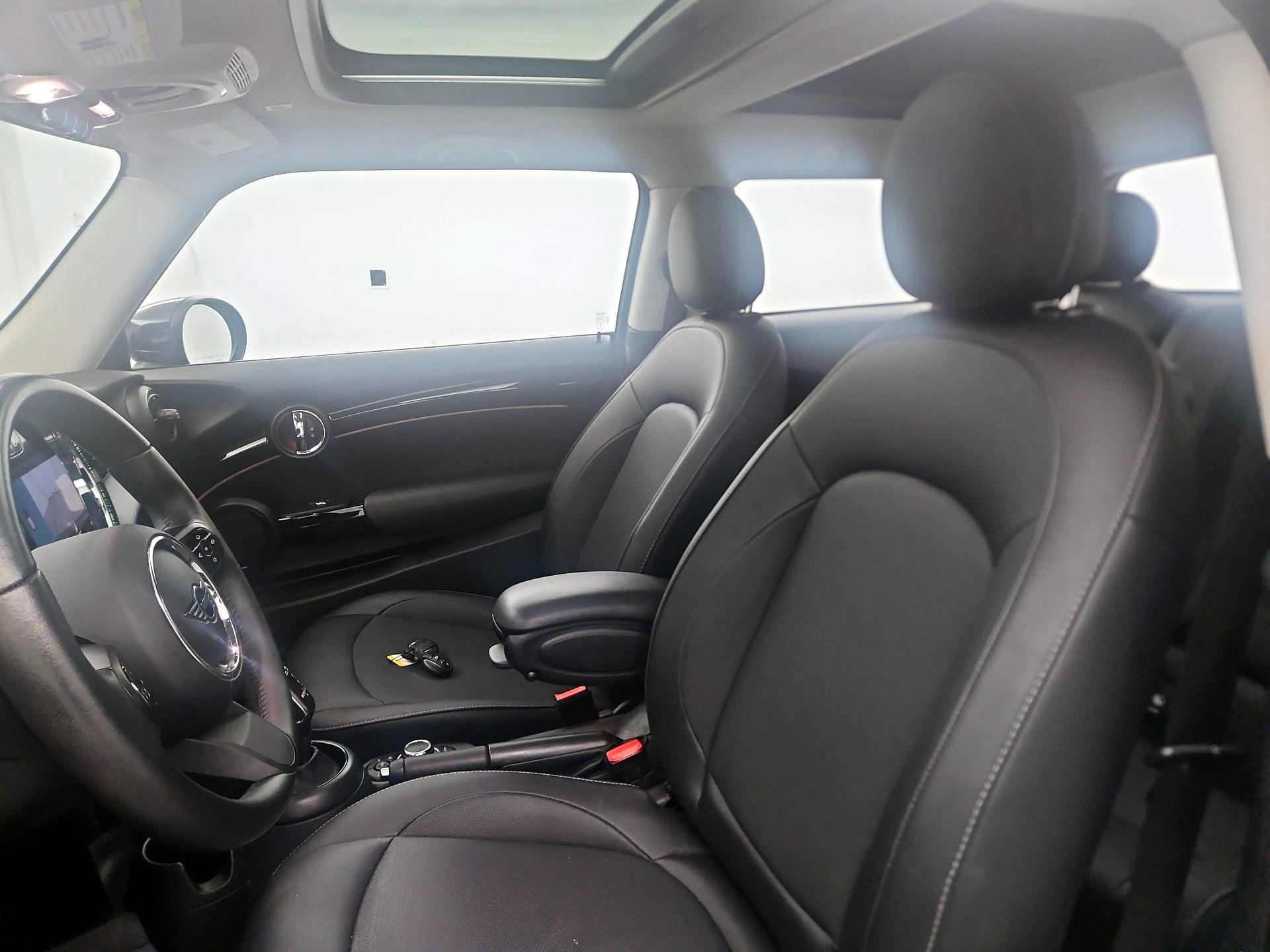 Thumbnail: 2023 MINI Cooper Hardtop - 11