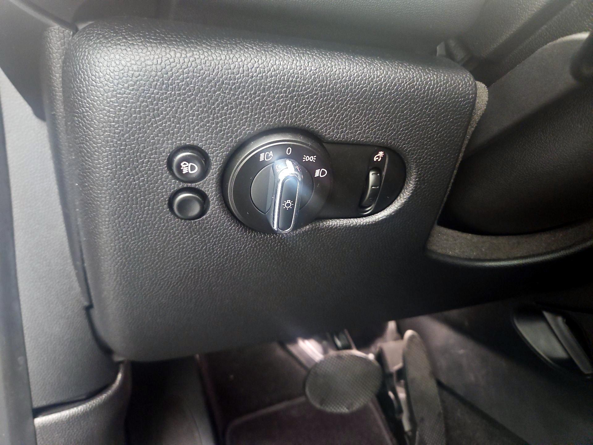 Thumbnail: 2023 MINI Cooper Hardtop - 13