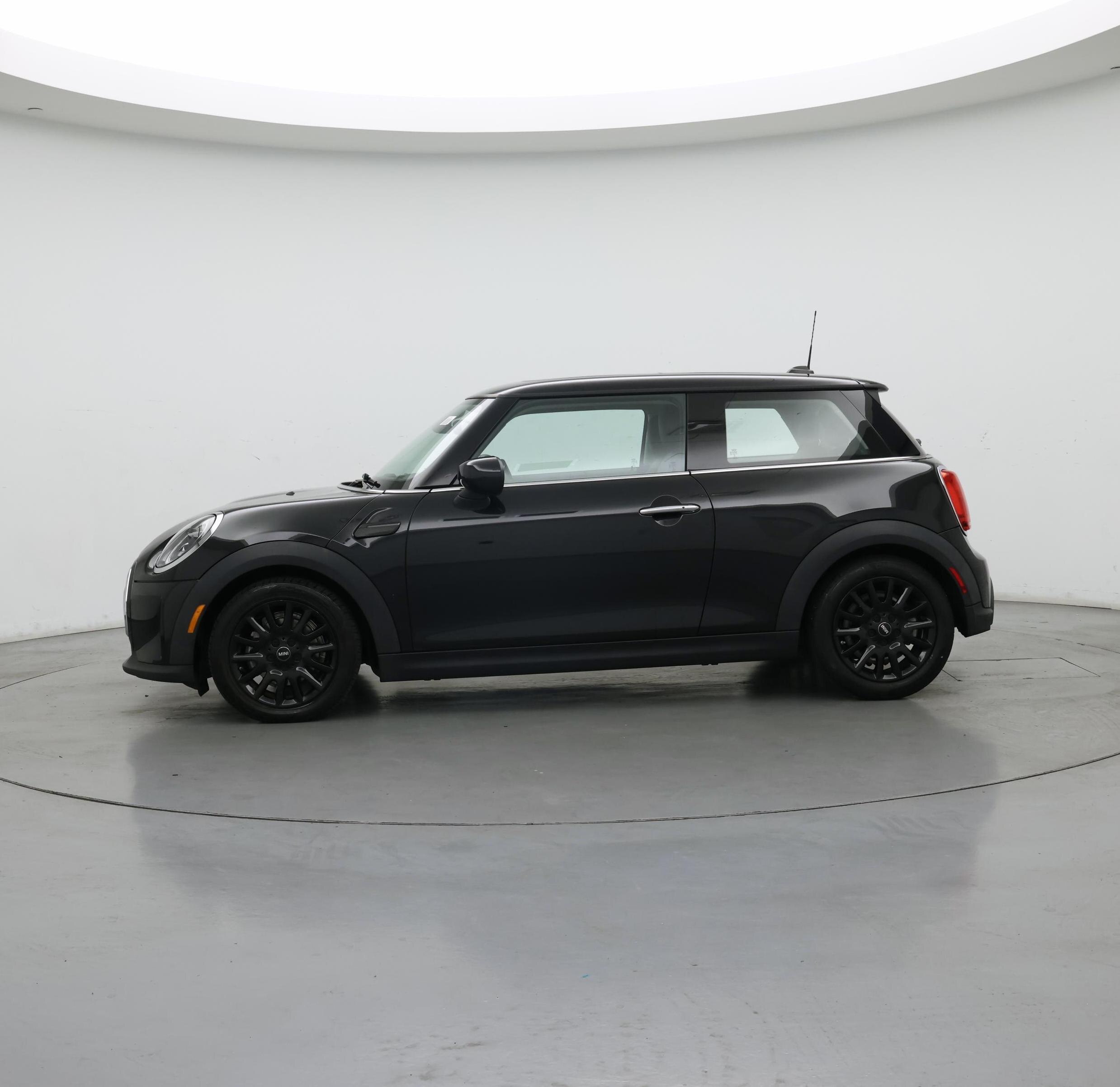 Thumbnail: 2023 MINI Cooper Hardtop - 3