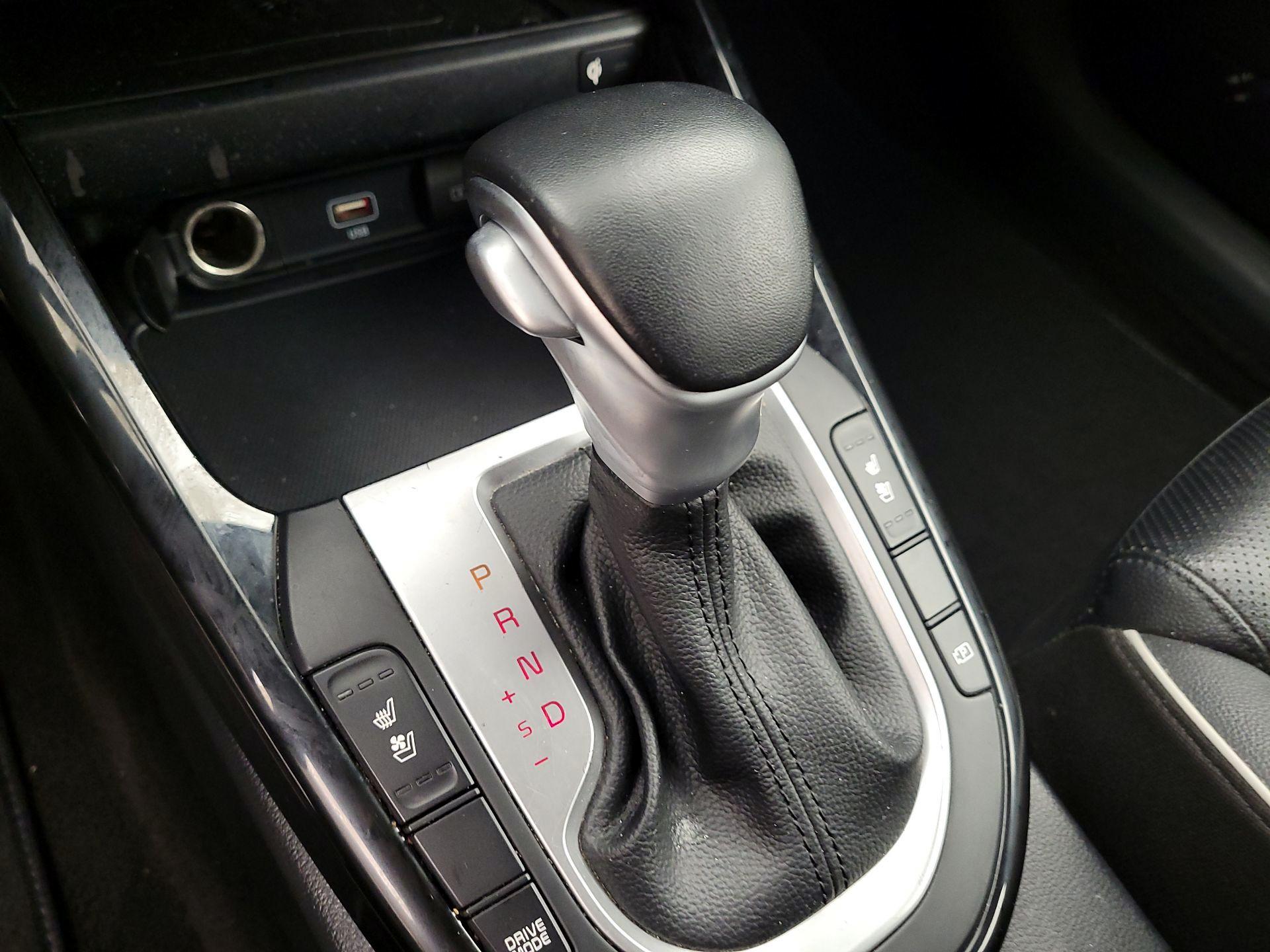 Thumbnail: 2024 Kia Forte - 17