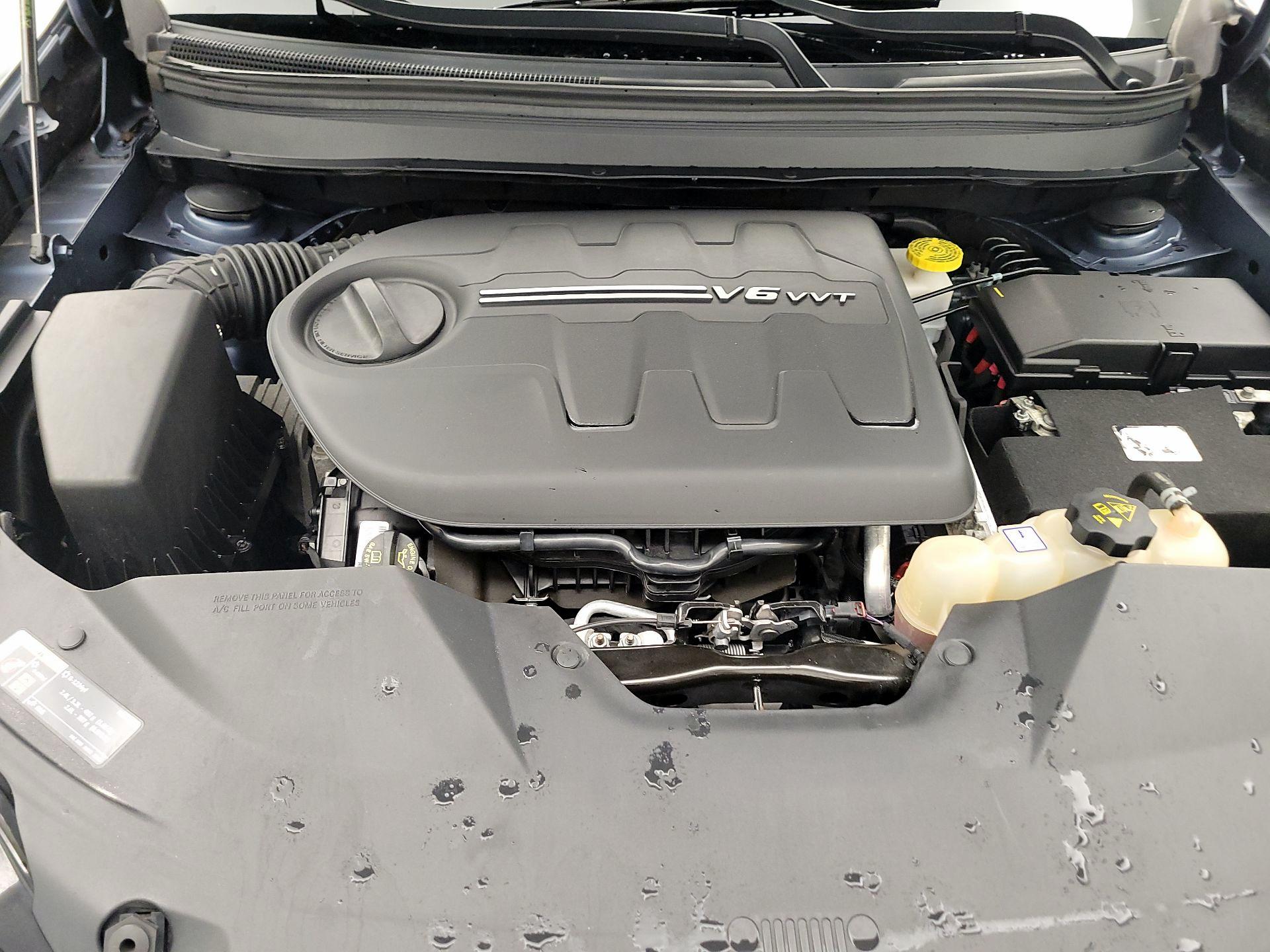 Thumbnail: 2020 Jeep Cherokee - 17