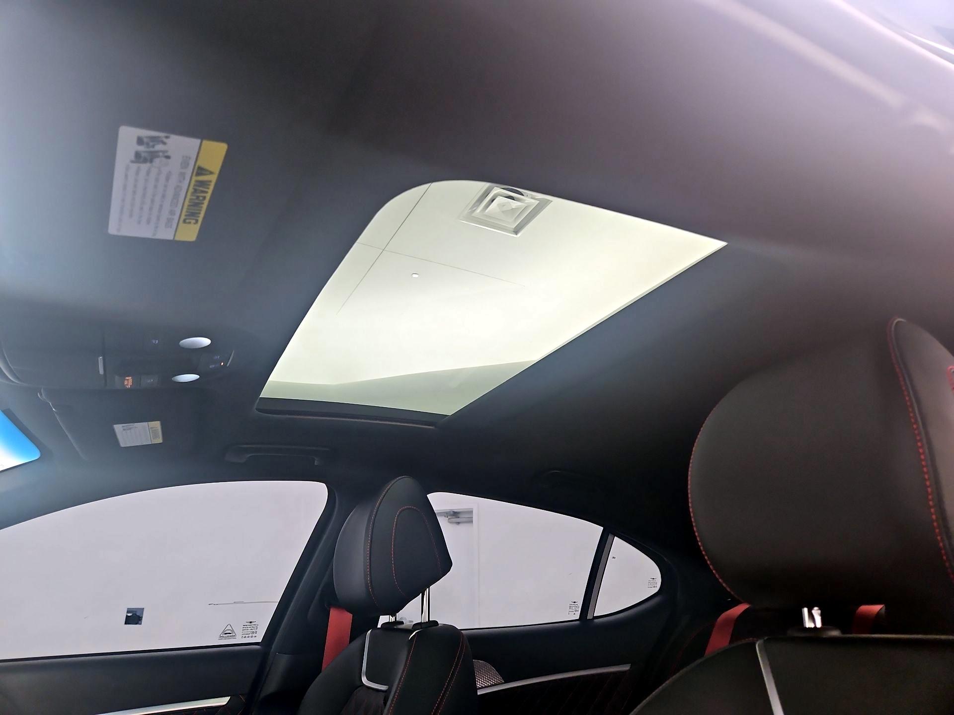 Thumbnail: 2023 Genesis G70 - 20