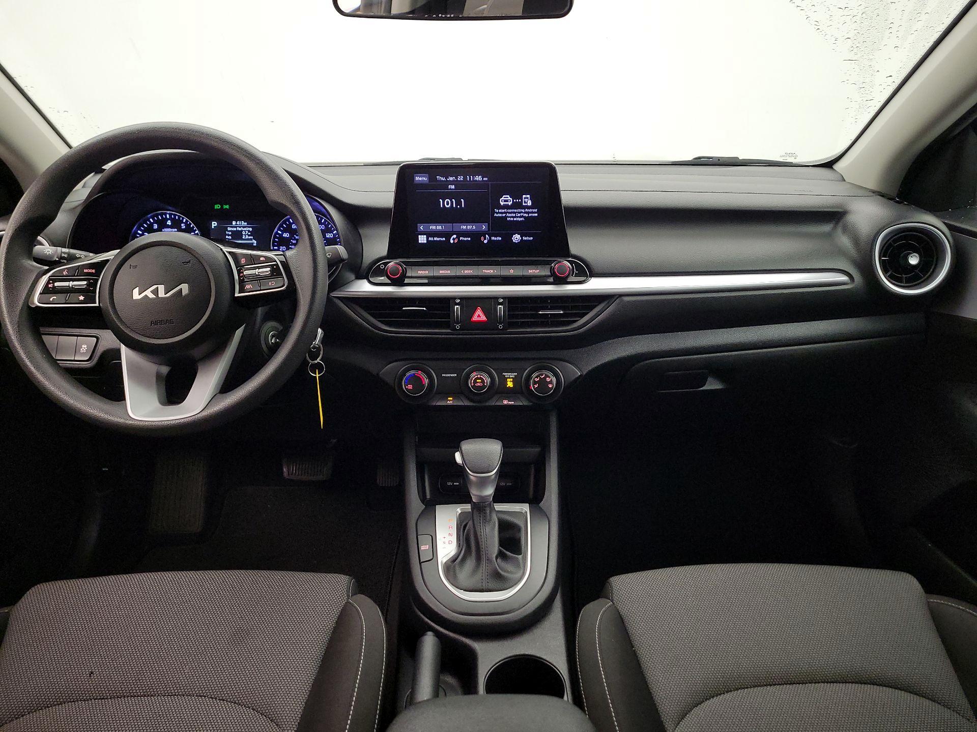 Thumbnail: 2023 Kia Forte - 9