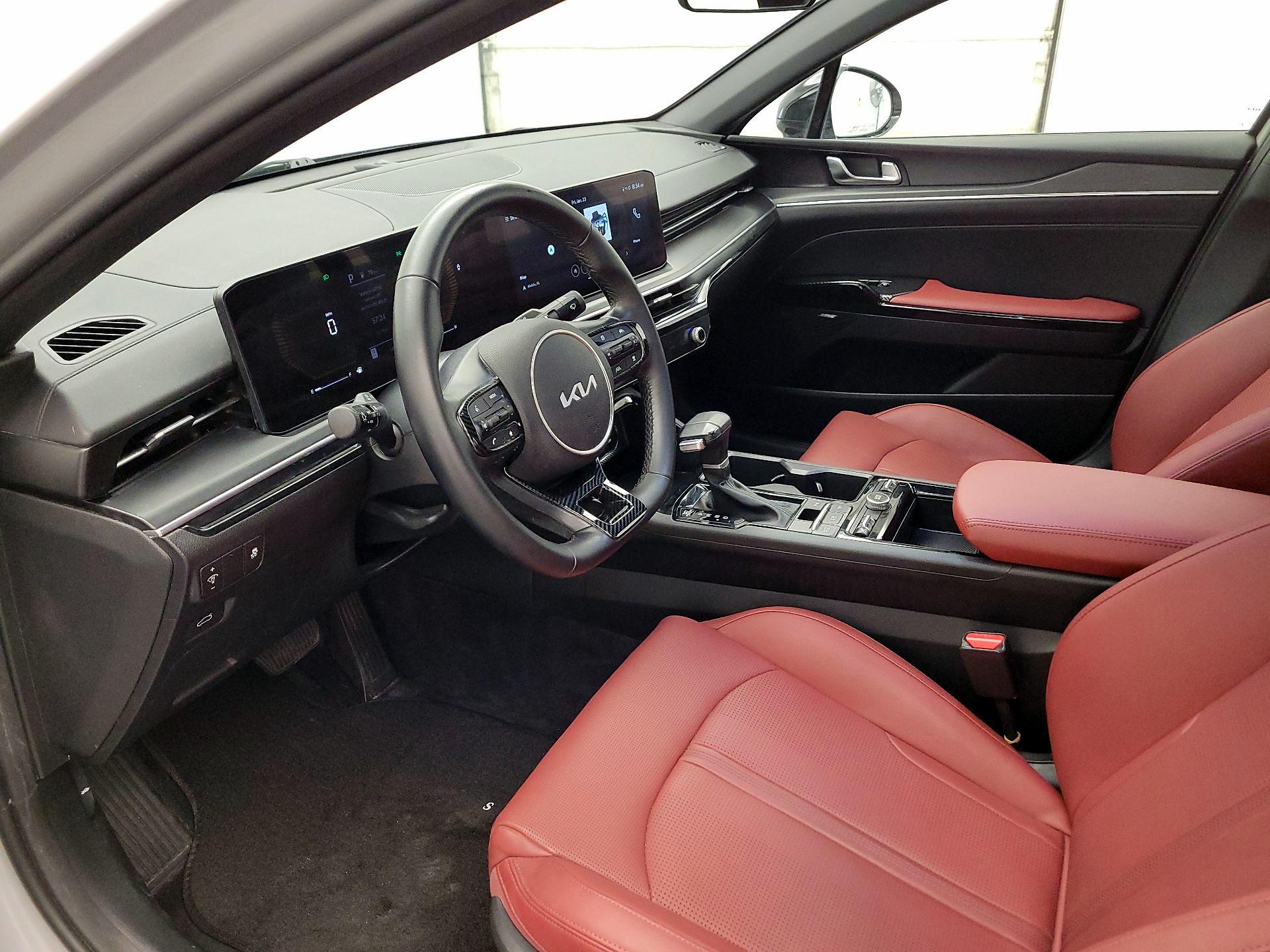 Thumbnail: 2025 Kia K5 - 11