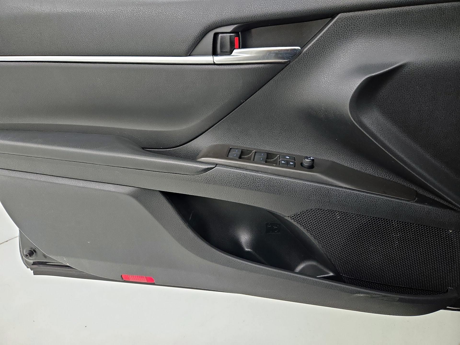 Thumbnail: 2021 Toyota Camry - 12