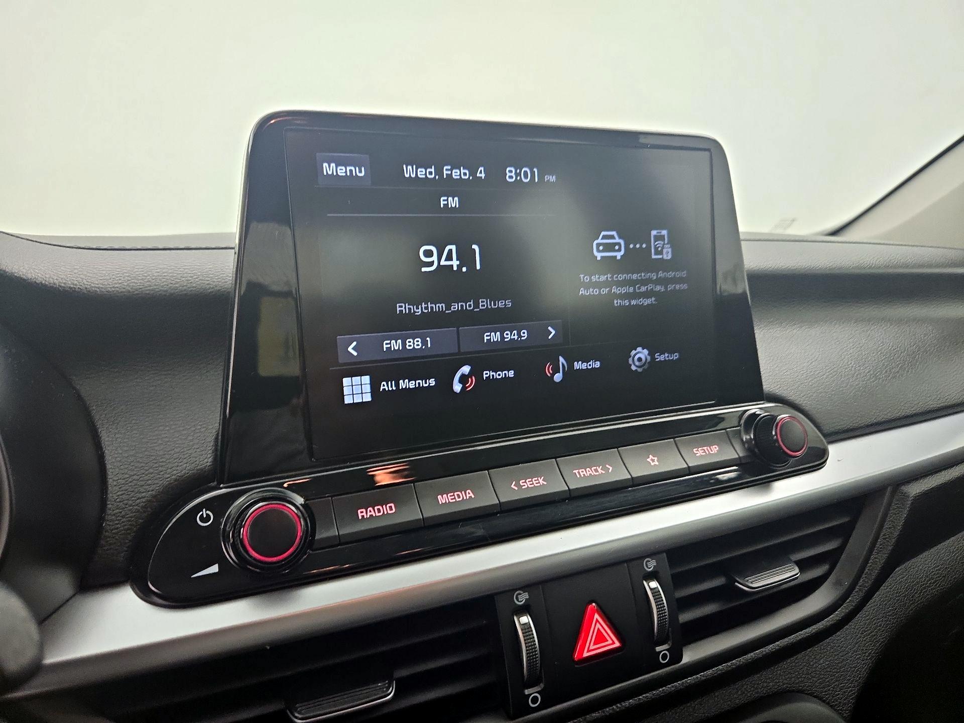 Thumbnail: 2023 Kia Forte - 15