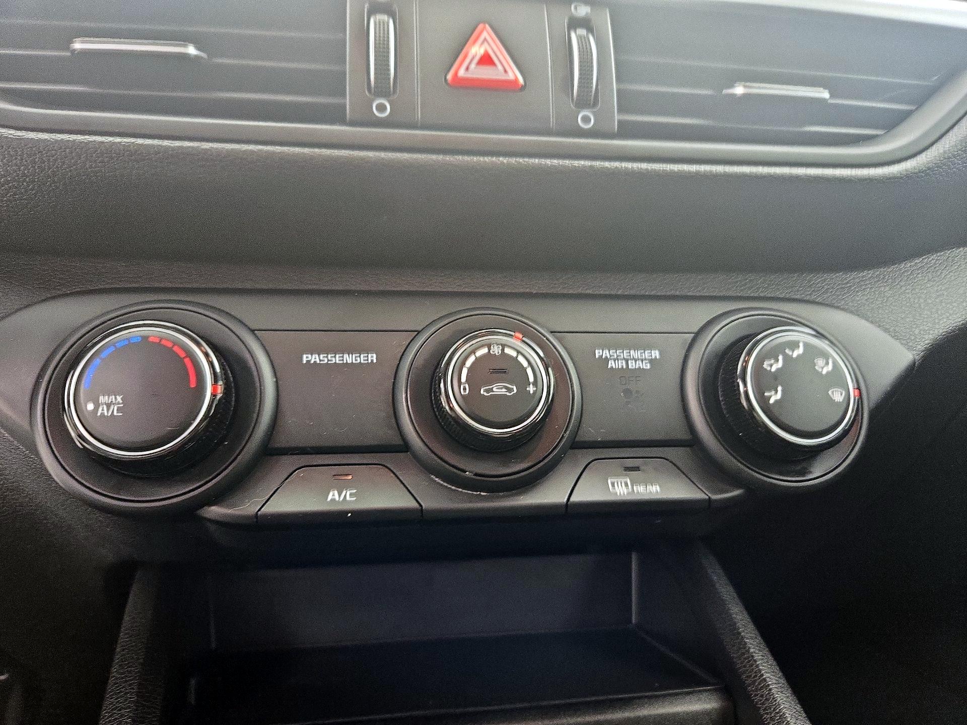 Thumbnail: 2023 Kia Forte - 16