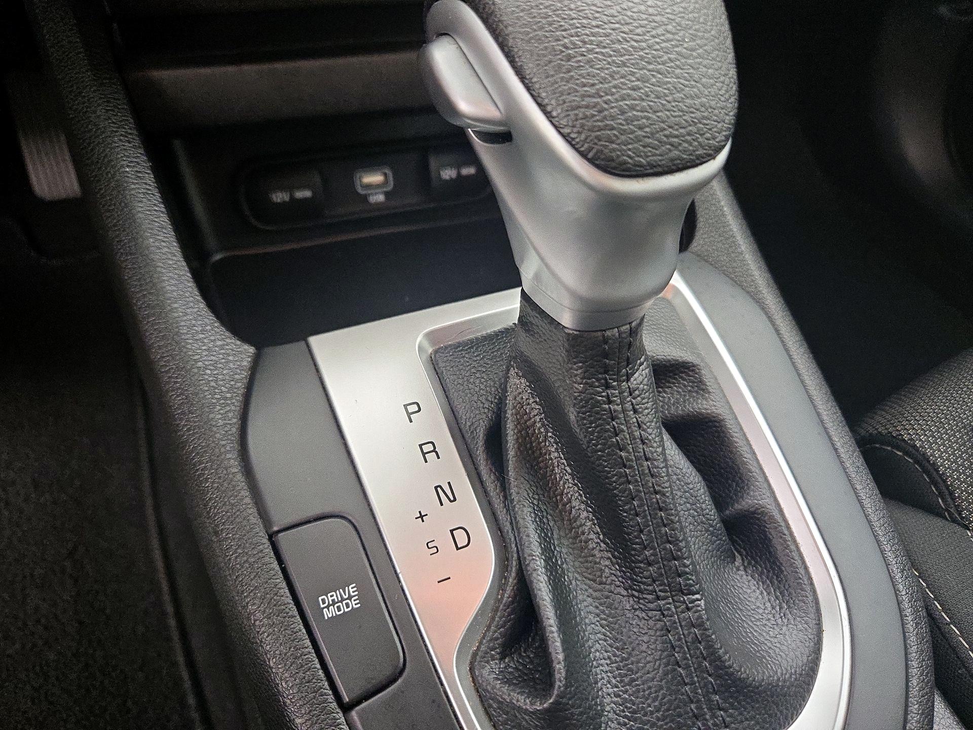 Thumbnail: 2023 Kia Forte - 17