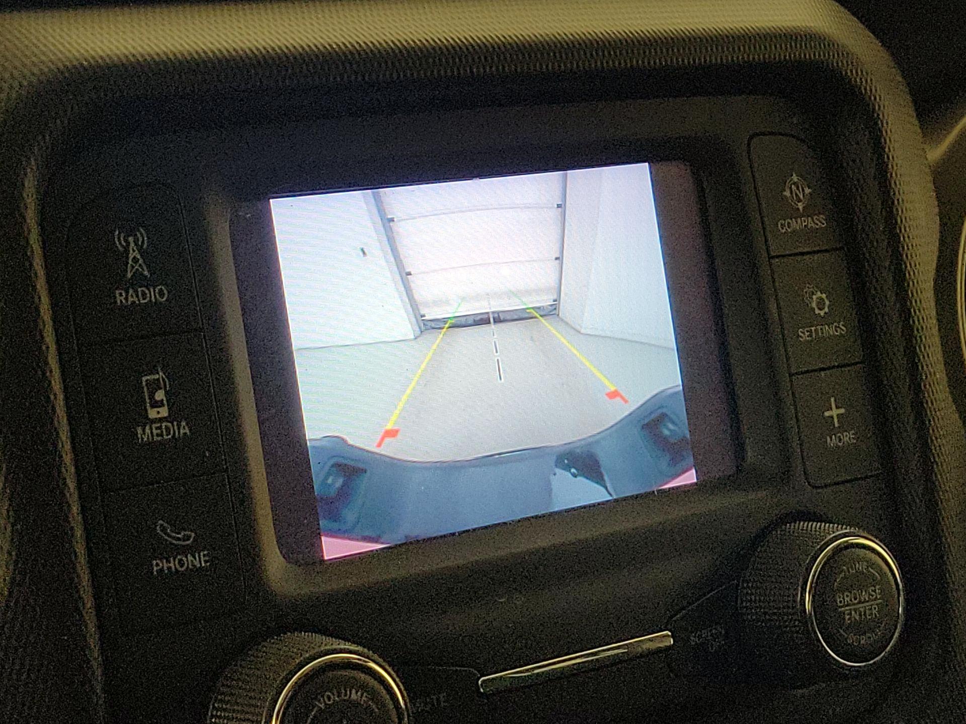 Thumbnail: 2021 Jeep Gladiator - 14