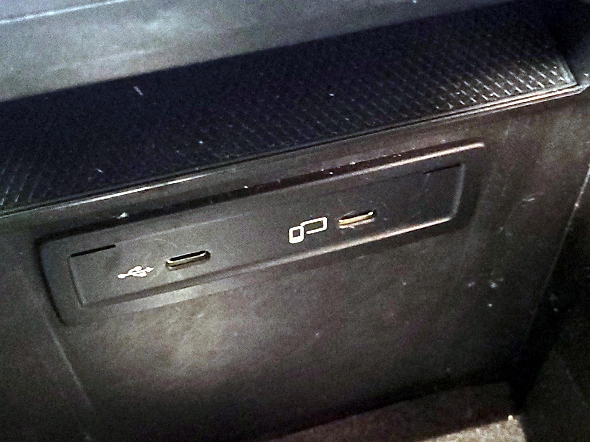 Thumbnail: 2021 Mercedes-Benz GLC - 18