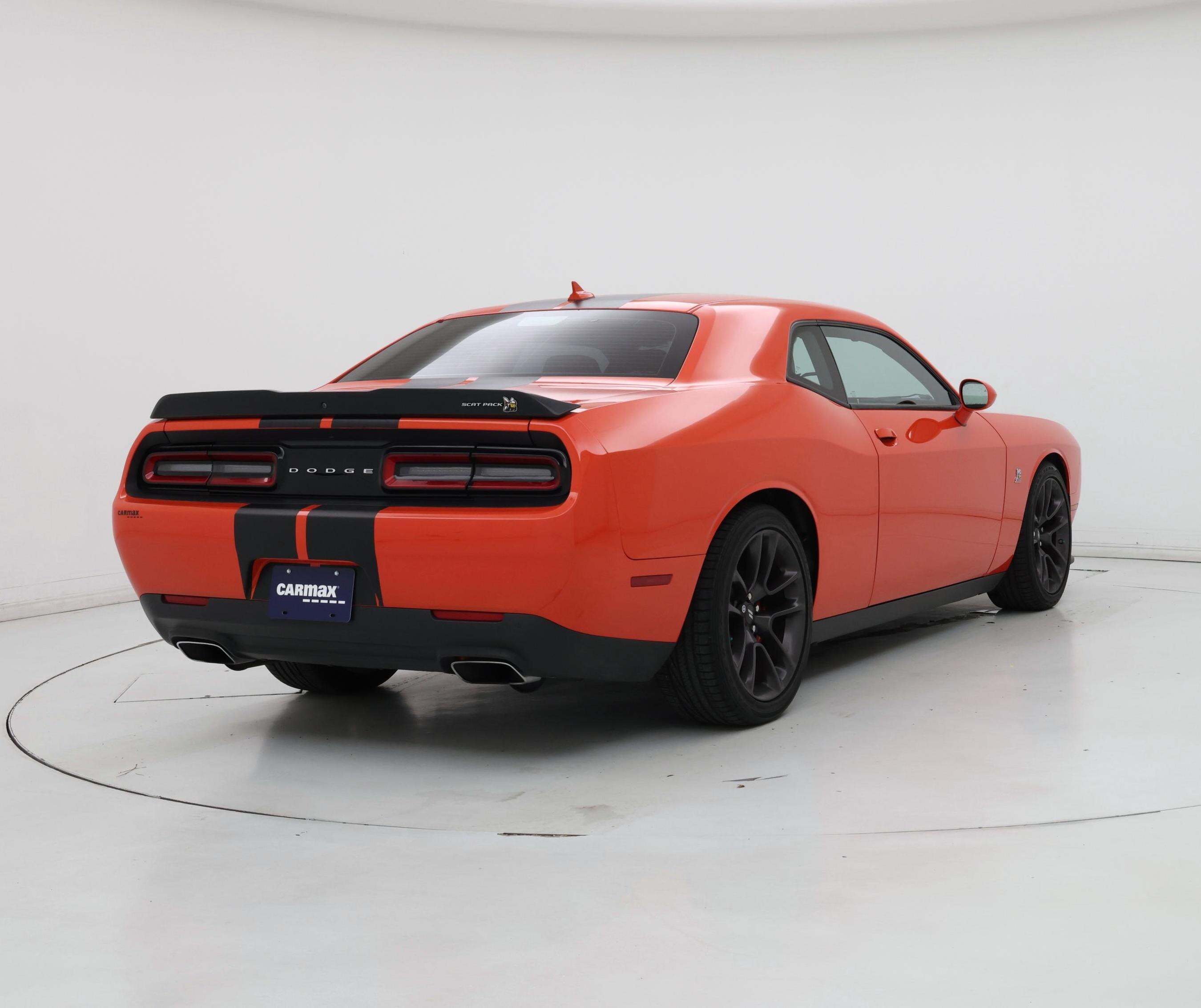 Thumbnail: 2022 Dodge Challenger - 8