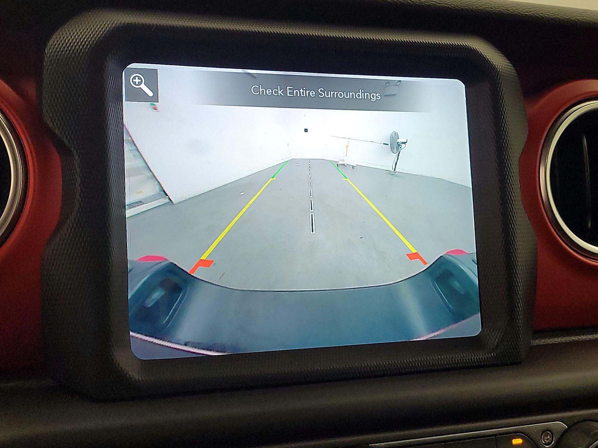 Thumbnail: 2021 Jeep Gladiator - 14