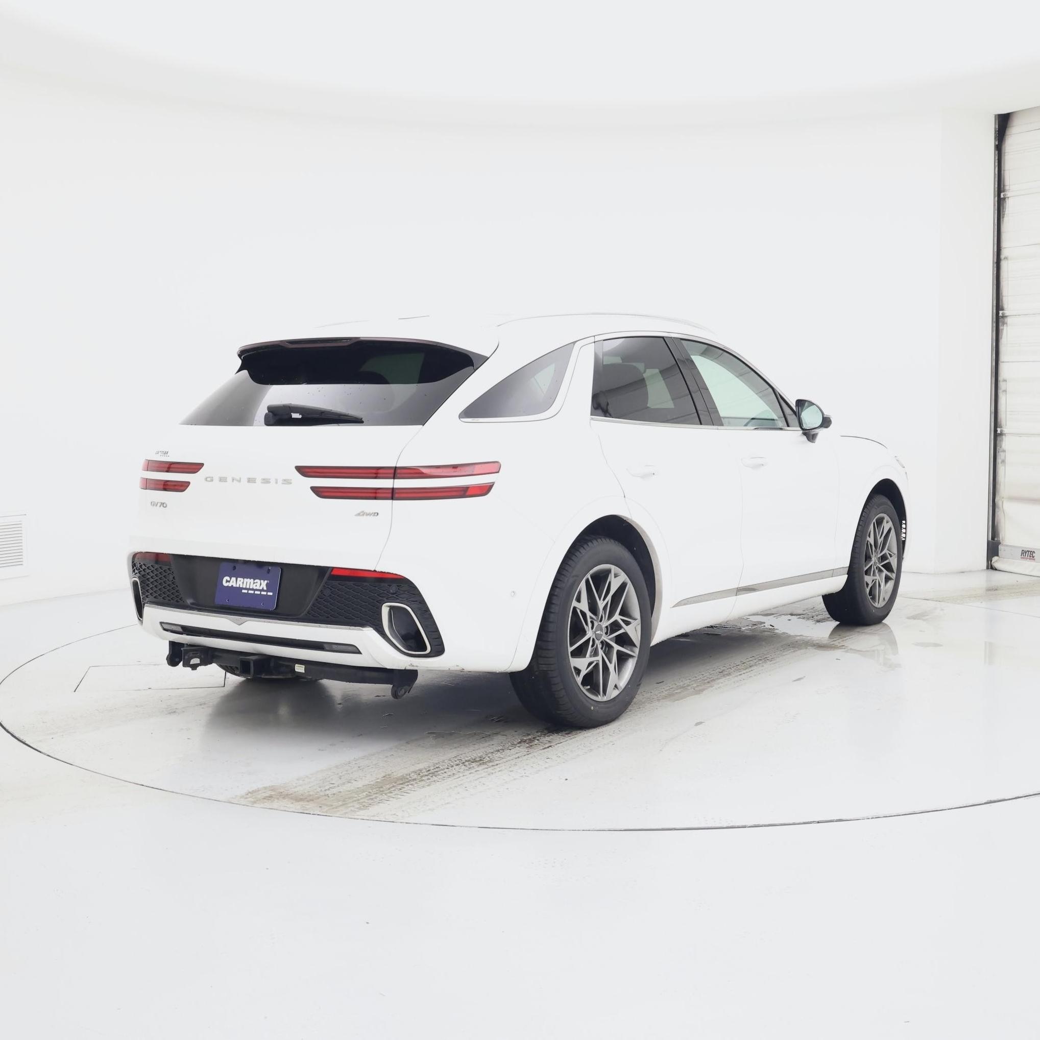 Thumbnail: 2022 Genesis GV70 - 8