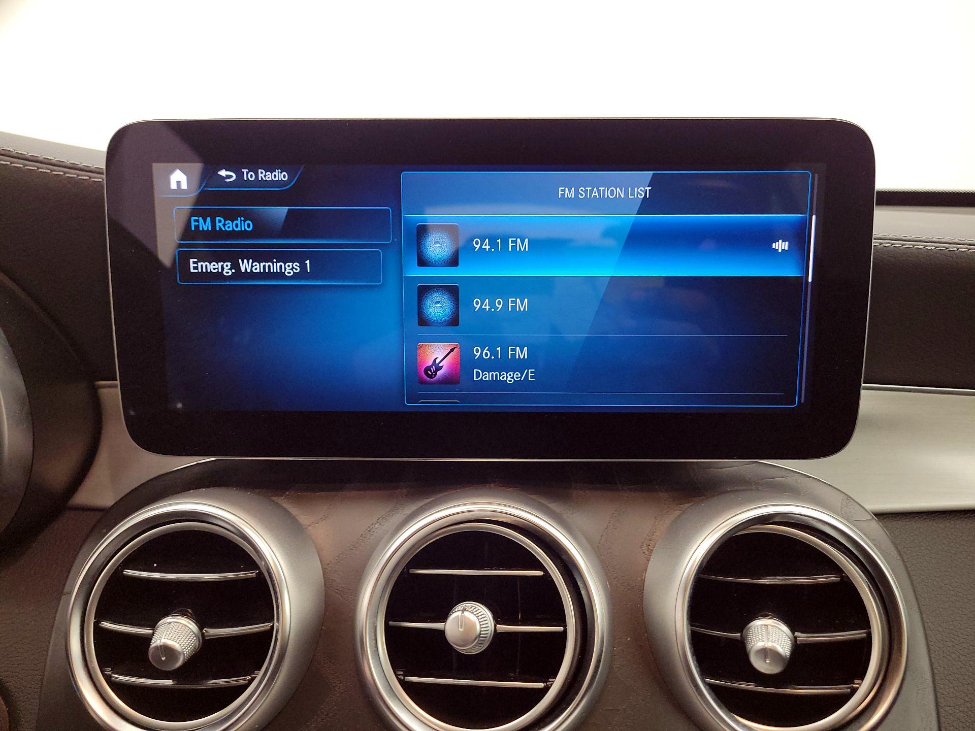 Thumbnail: 2022 Mercedes-Benz GLC - 13