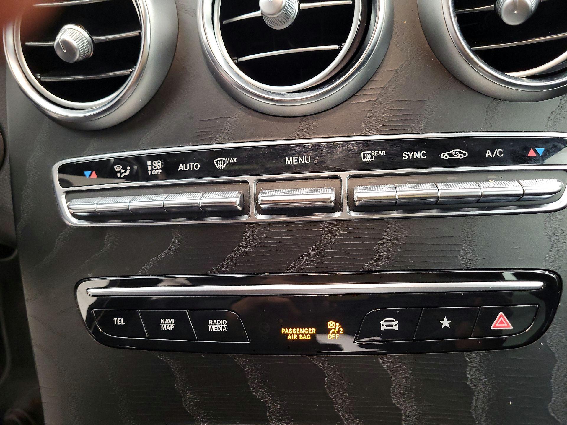 Thumbnail: 2022 Mercedes-Benz GLC - 14