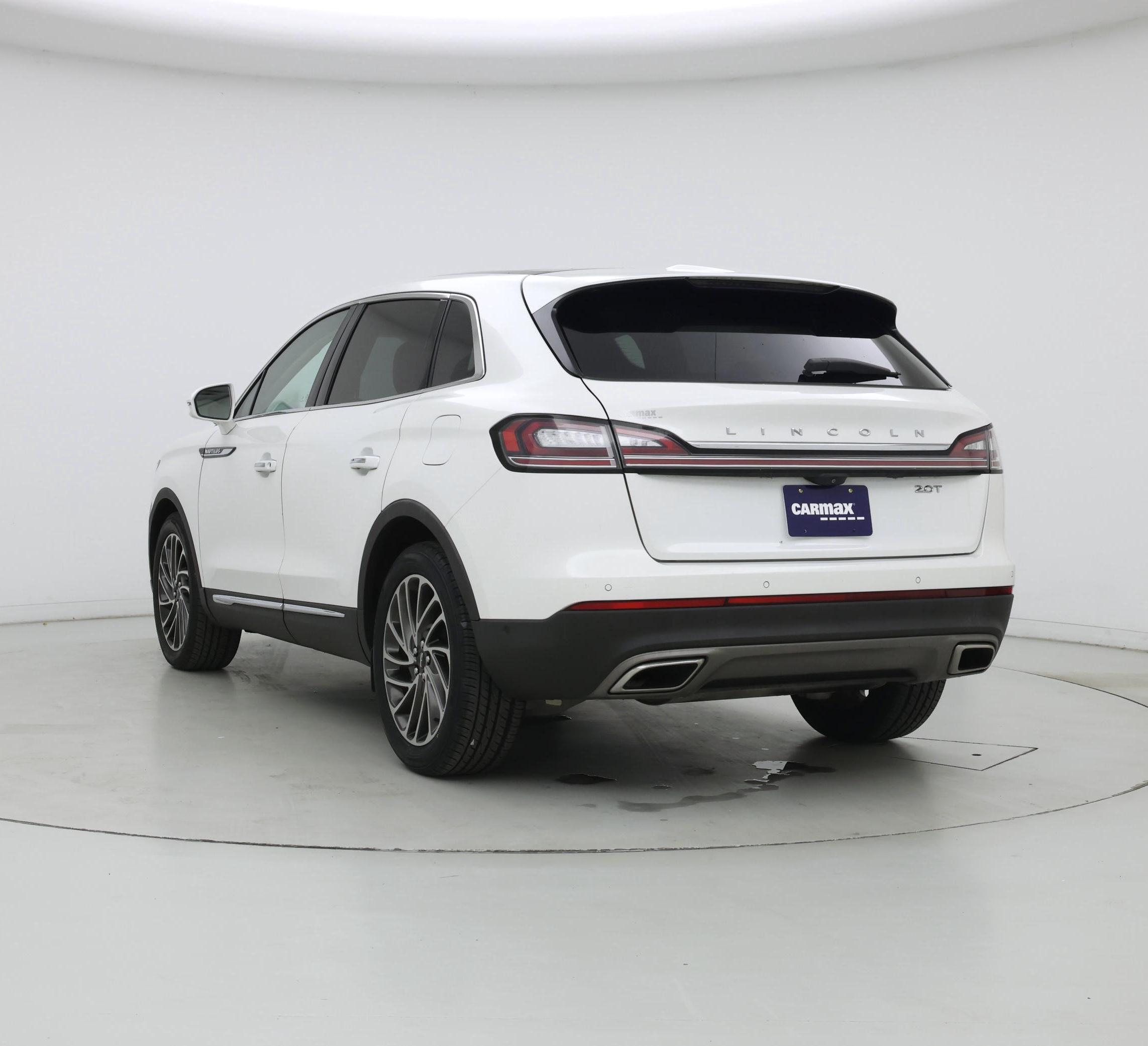 Thumbnail: 2020 Lincoln Nautilus - 2