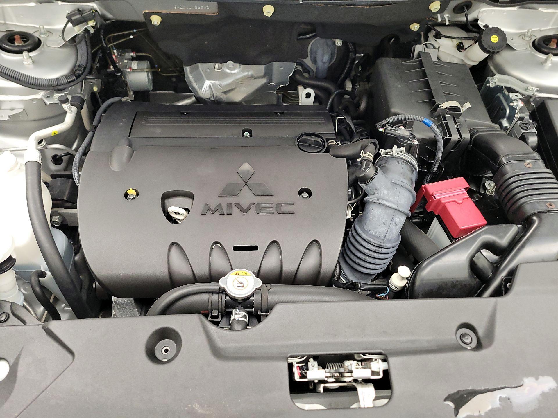 Thumbnail: 2021 Mitsubishi Outlander Sport - 17