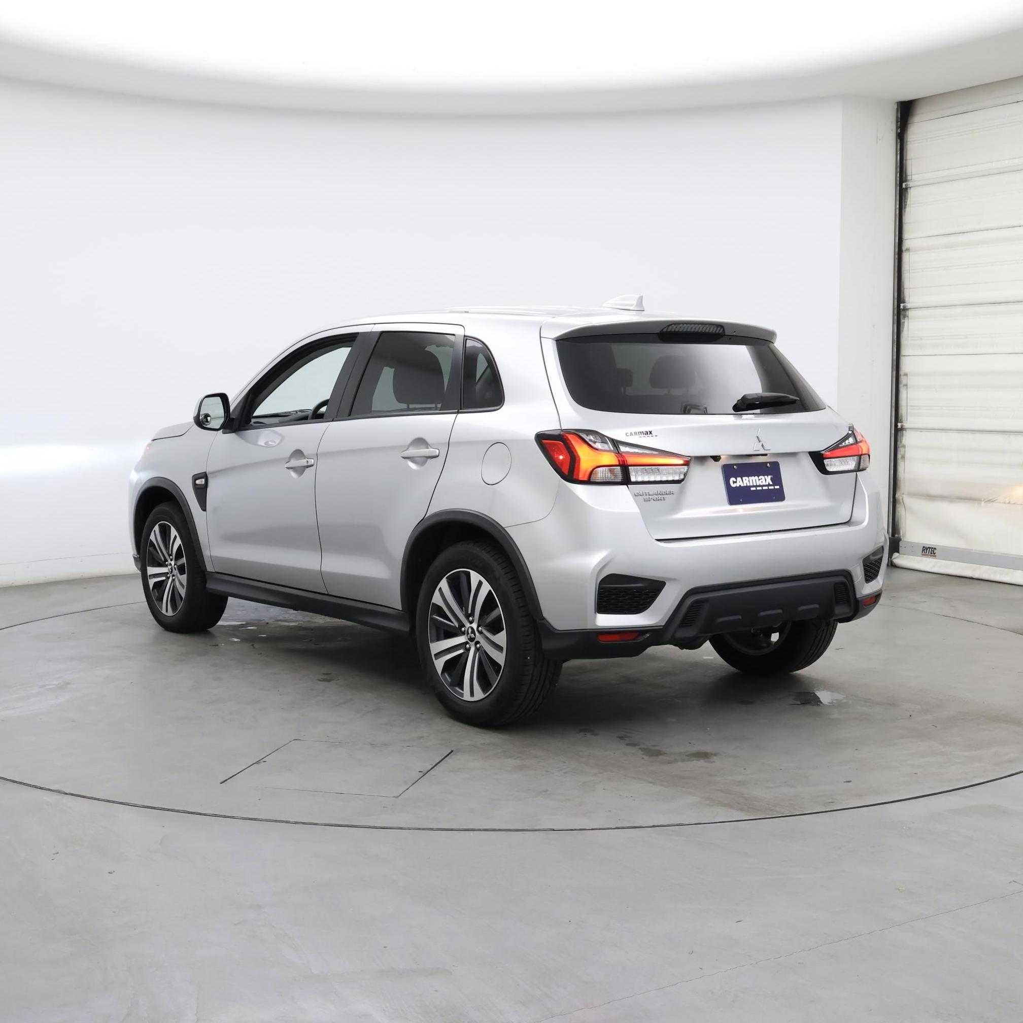 Thumbnail: 2021 Mitsubishi Outlander Sport - 2