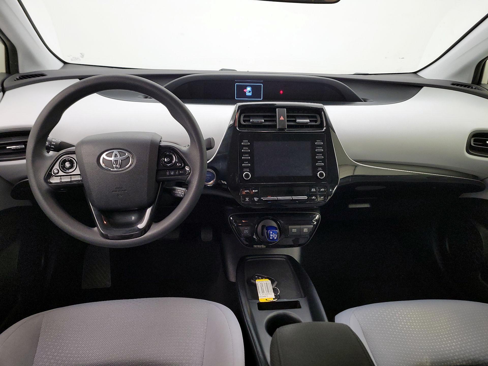 Thumbnail: 2020 Toyota Prius - 9