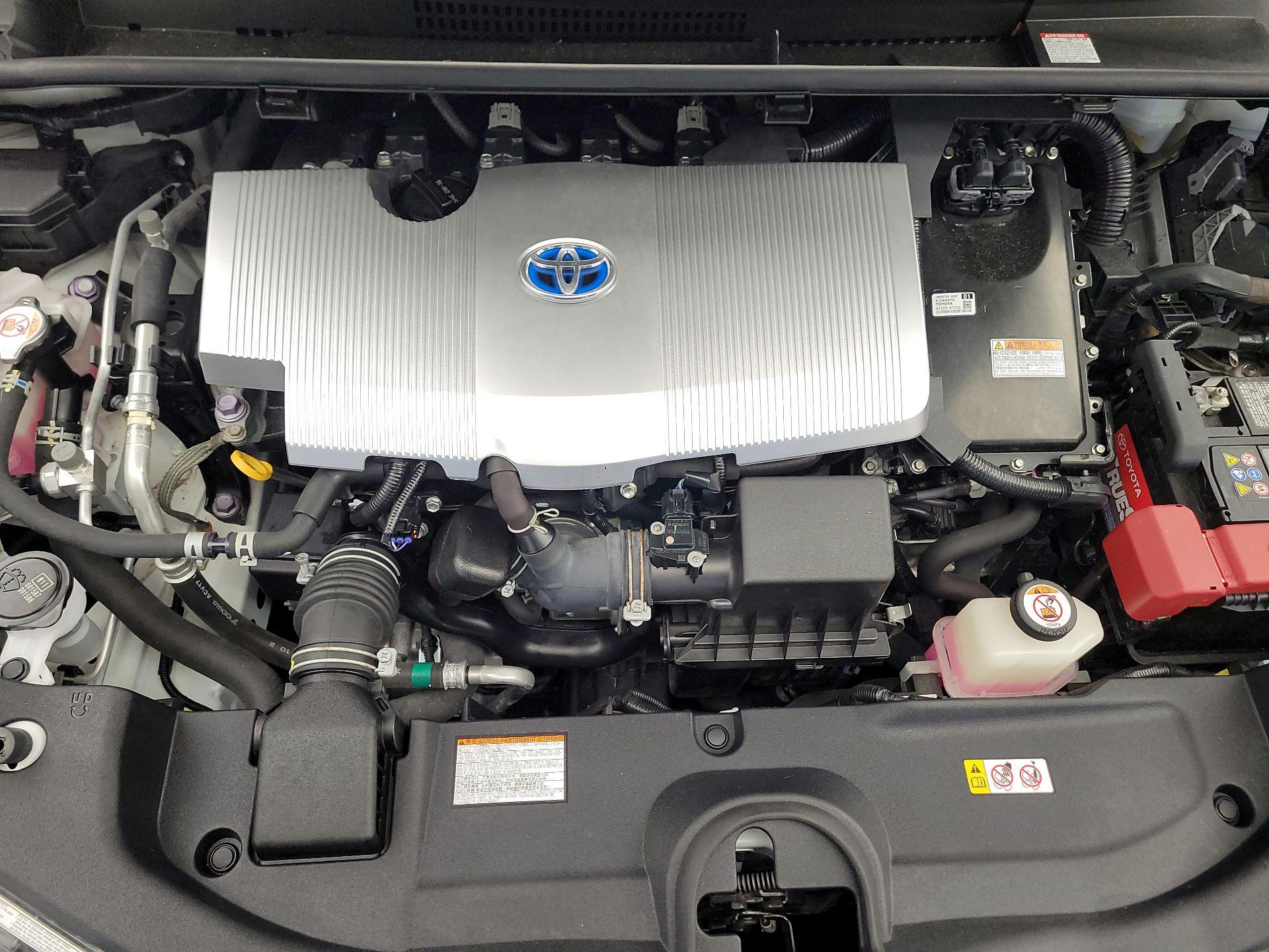 Thumbnail: 2020 Toyota Prius - 17