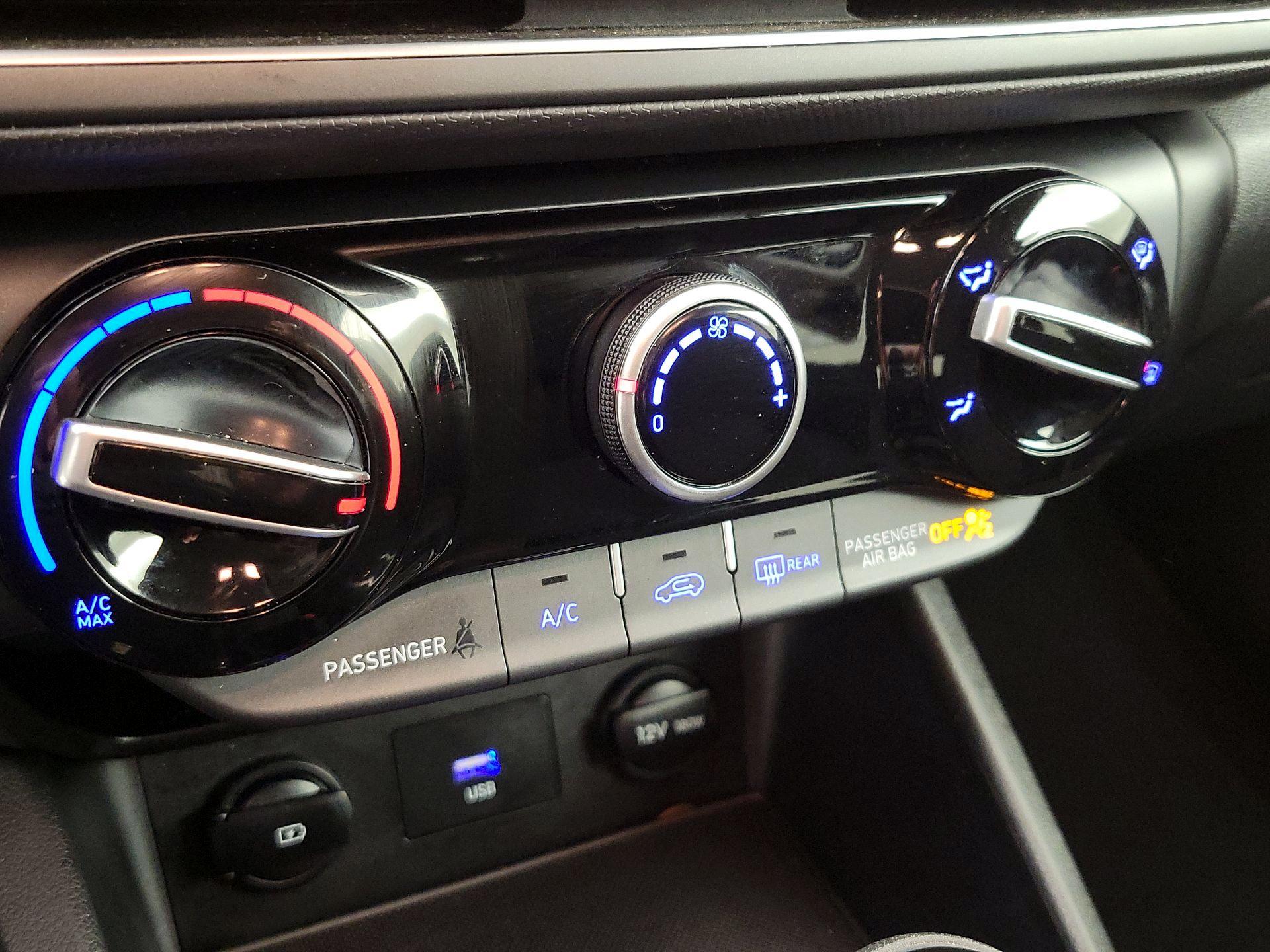 Thumbnail: 2022 Hyundai Kona - 16