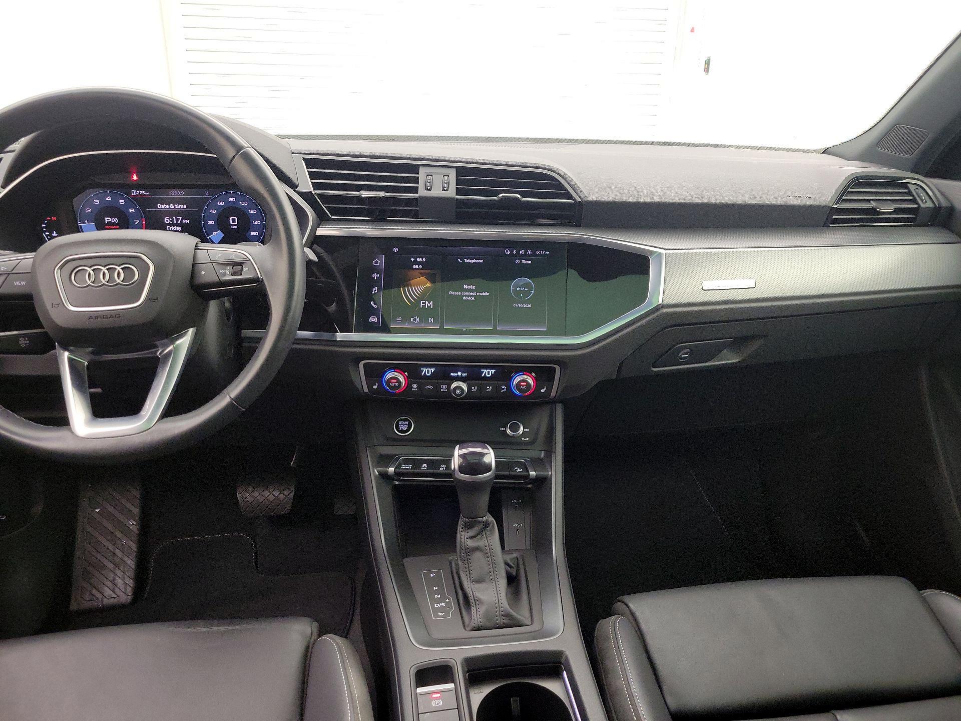 Thumbnail: 2023 Audi Q3 - 9