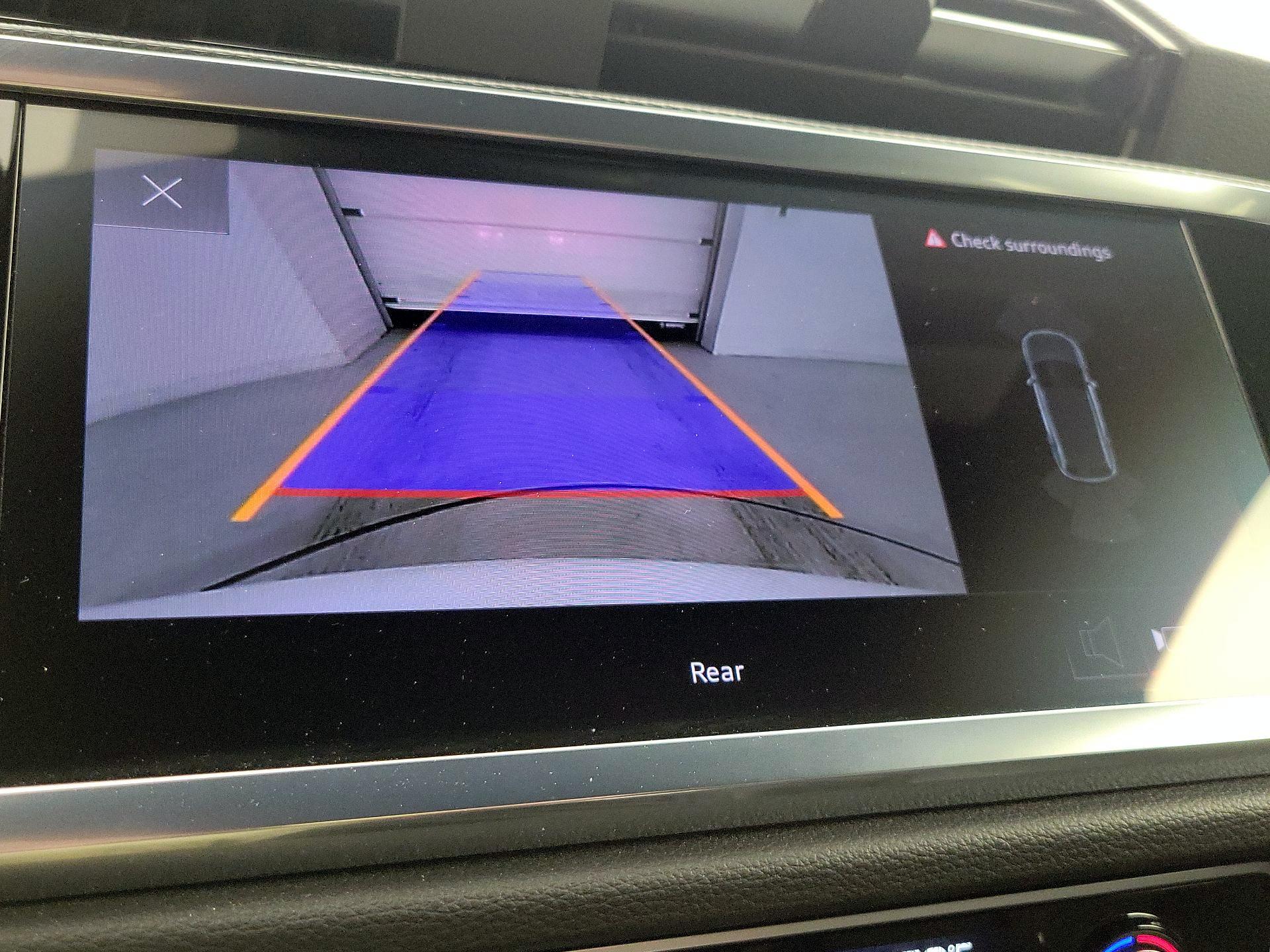 Thumbnail: 2023 Audi Q3 - 14