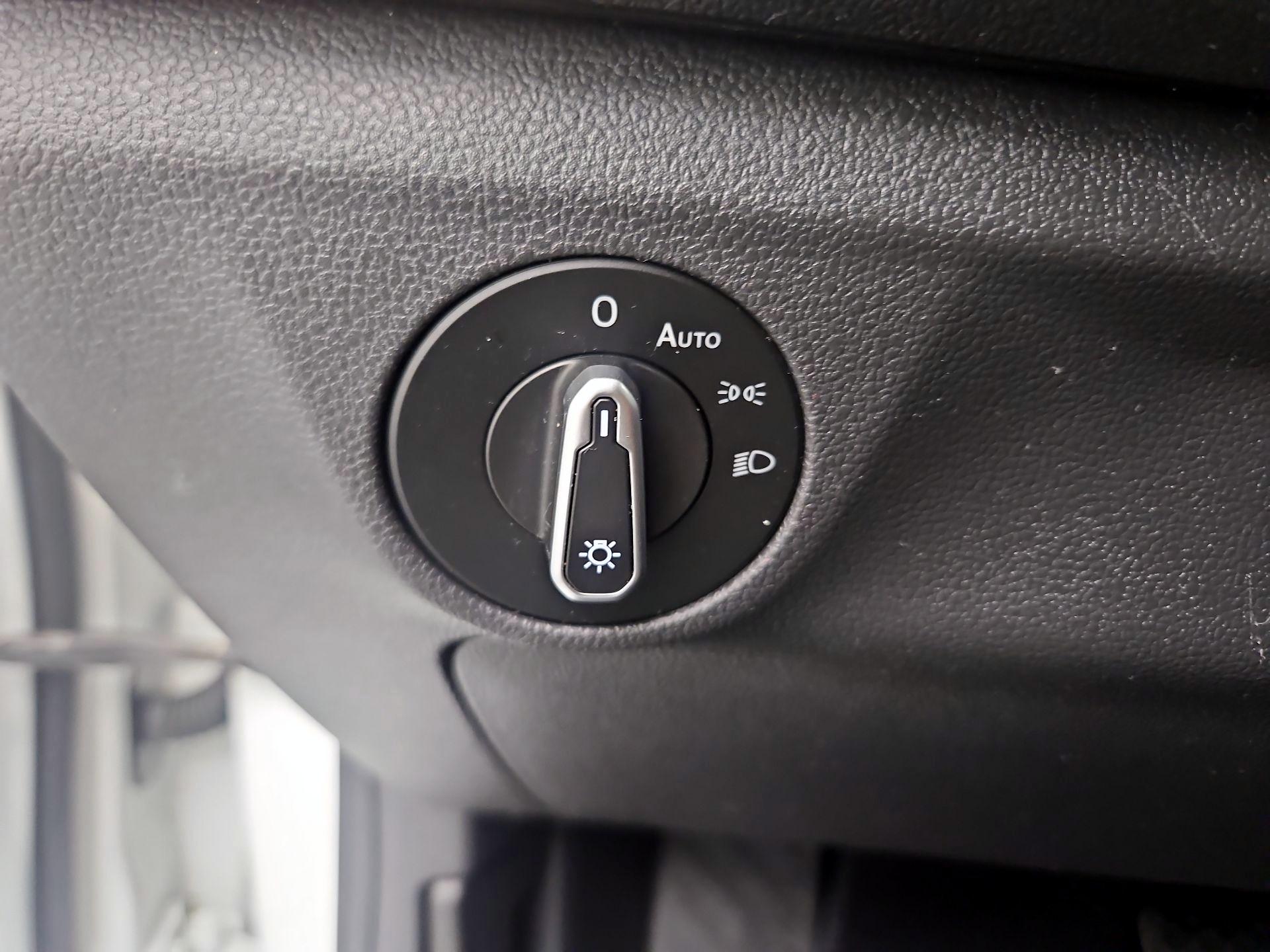 Thumbnail: 2021 Volkswagen Jetta - 13