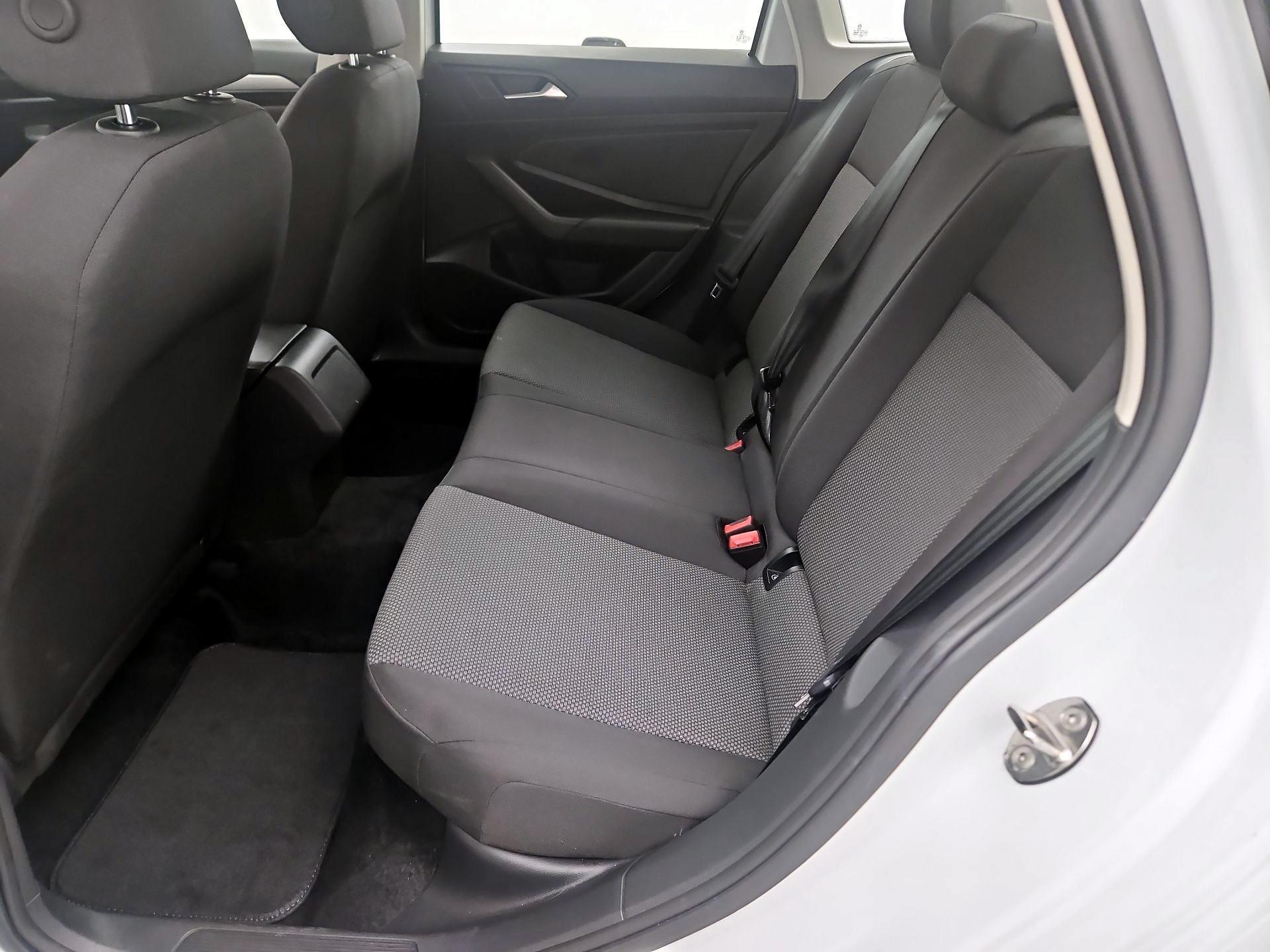 Thumbnail: 2021 Volkswagen Jetta - 19