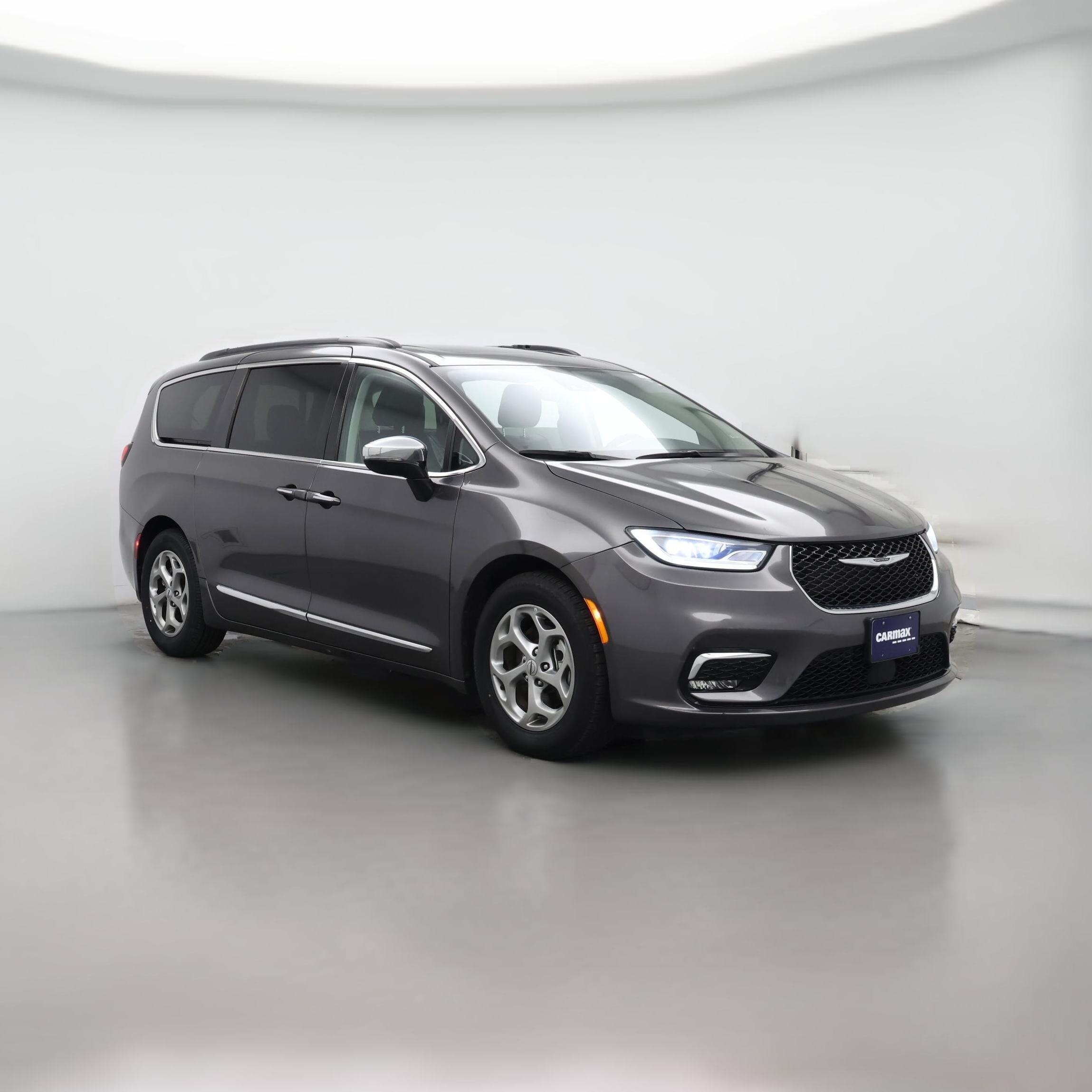 Thumbnail: 2023 Chrysler Pacifica - 1