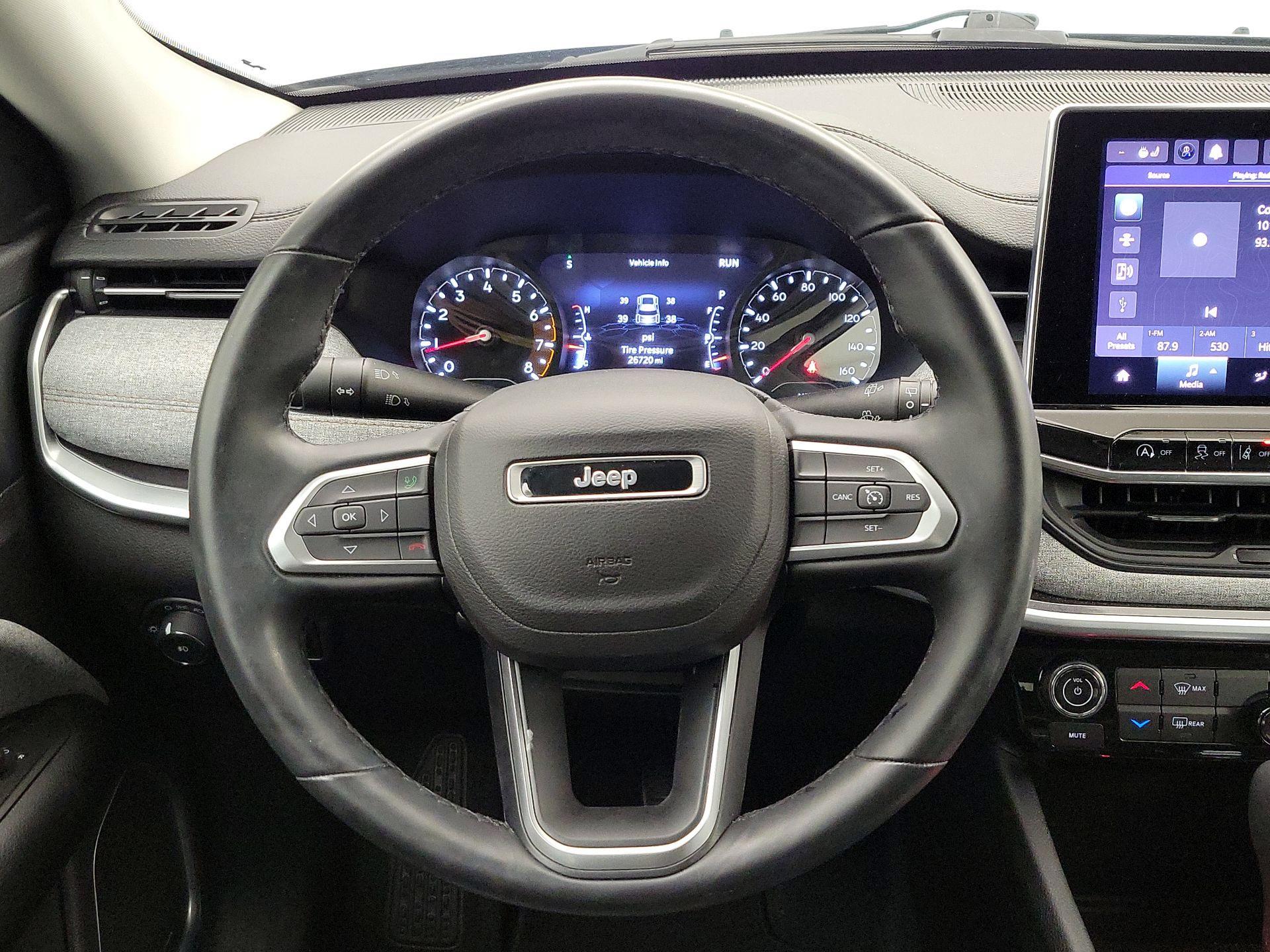 Thumbnail: 2022 Jeep Compass - 10