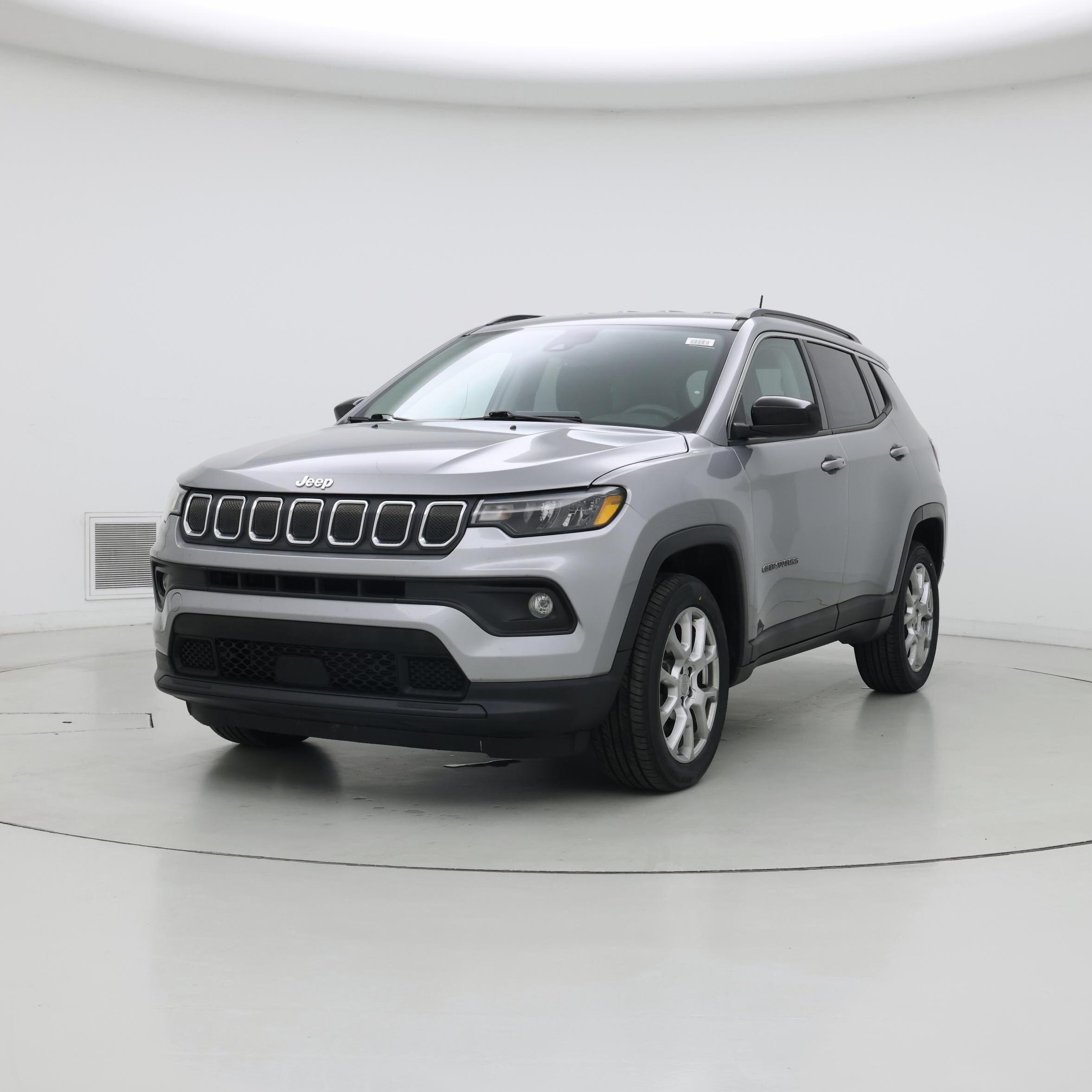 Thumbnail: 2022 Jeep Compass - 4