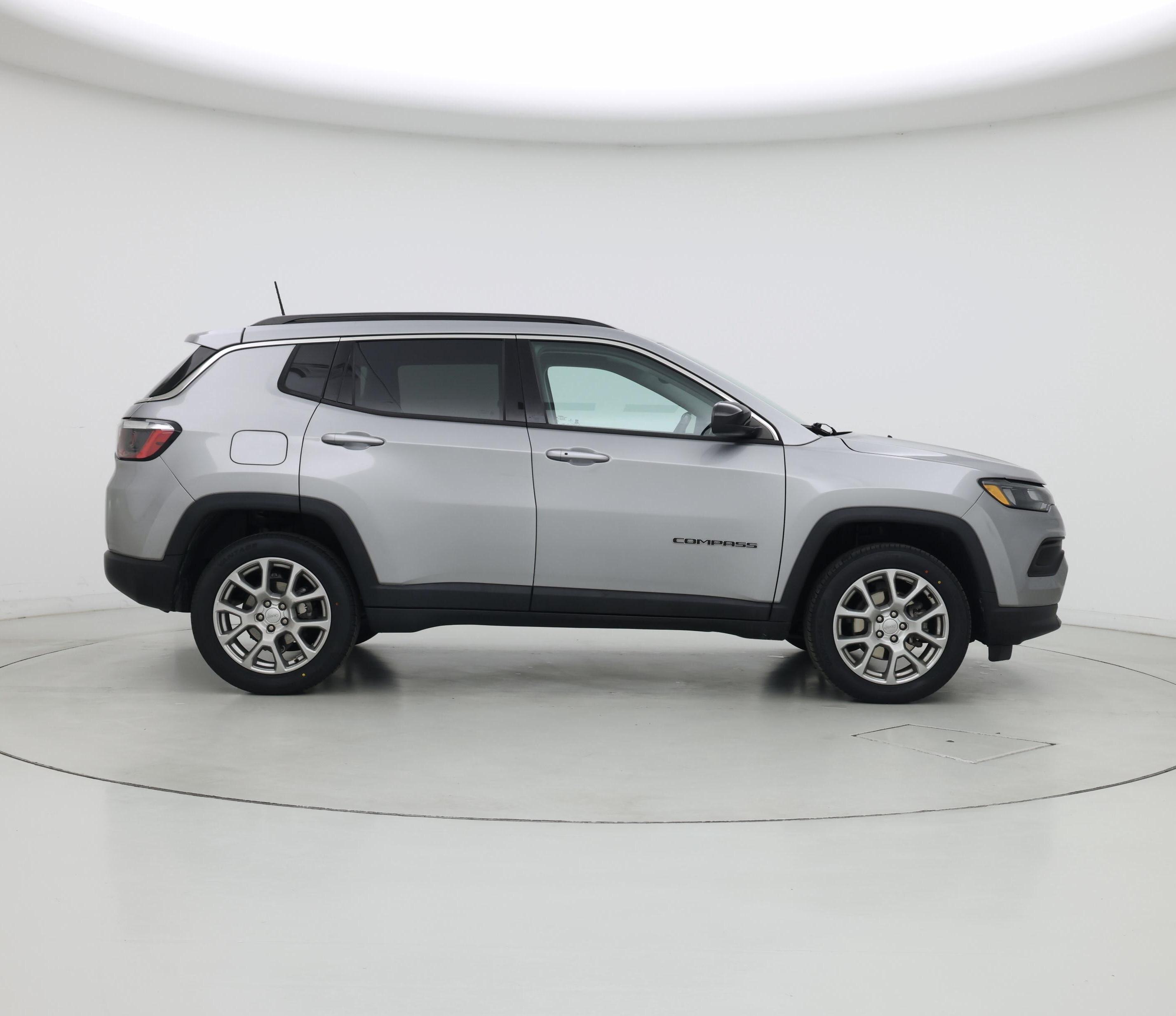 Thumbnail: 2022 Jeep Compass - 7