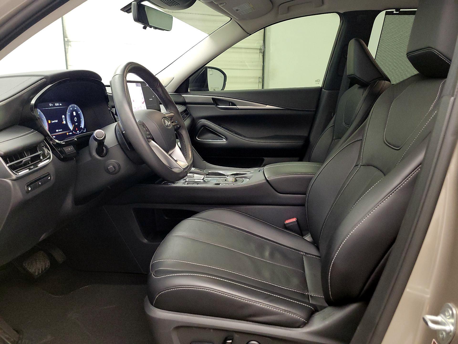 Thumbnail: 2023 INFINITI QX60 - 11