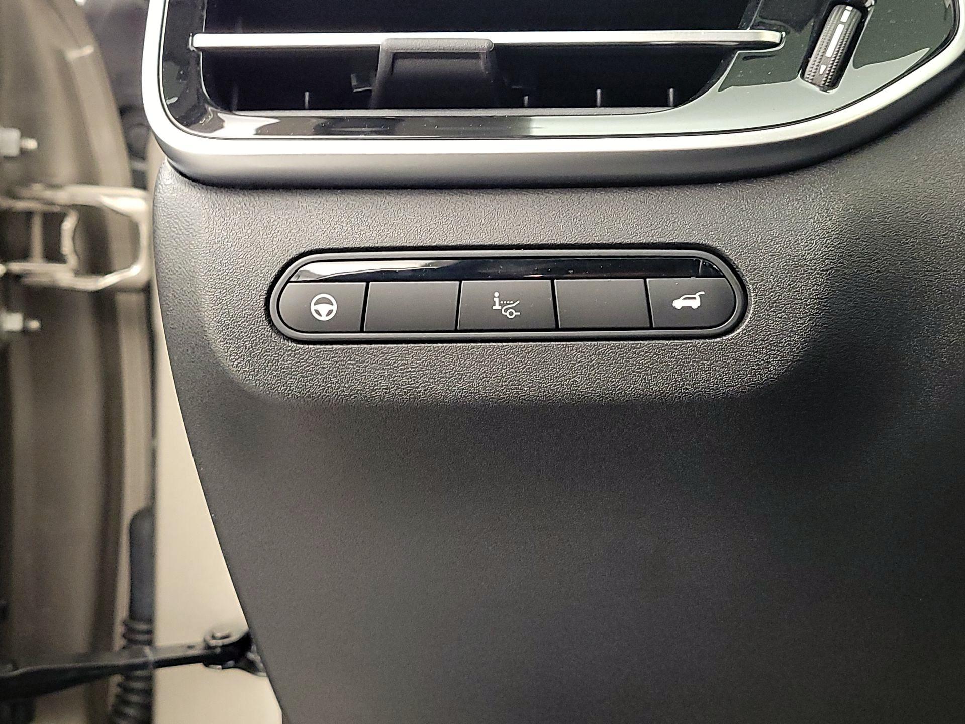 Thumbnail: 2023 INFINITI QX60 - 13