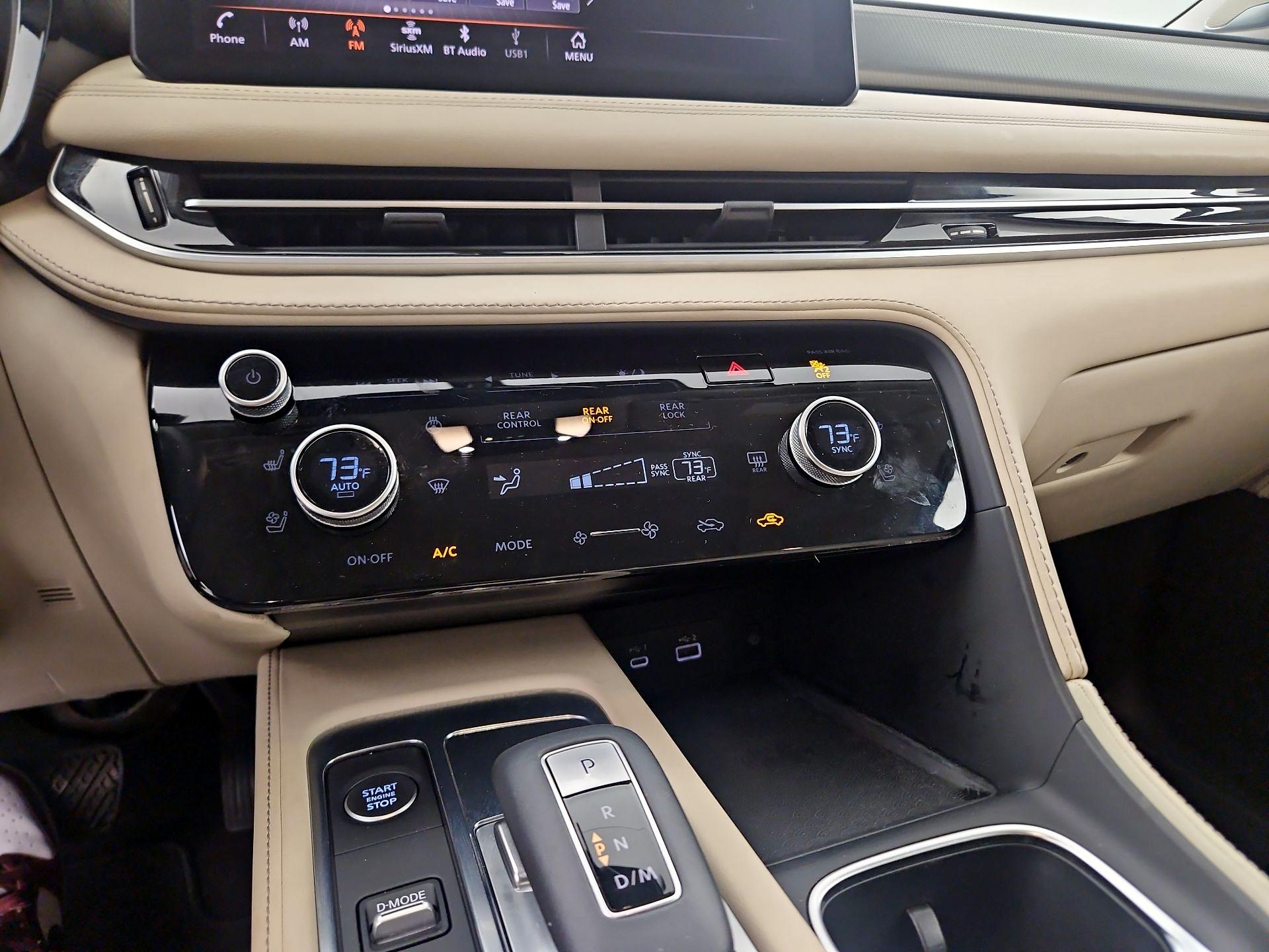 Thumbnail: 2023 INFINITI QX60 - 17