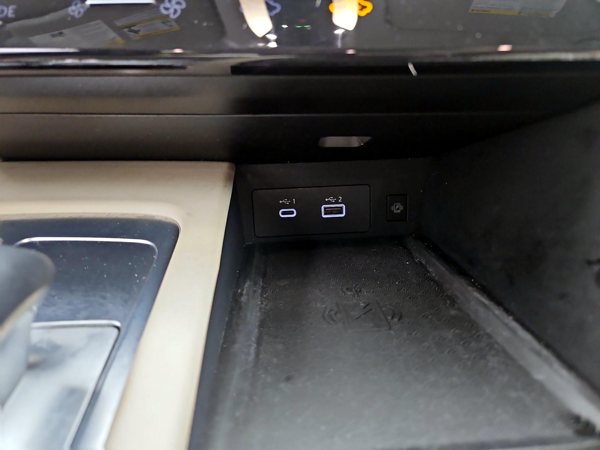 Thumbnail: 2023 INFINITI QX60 - 19