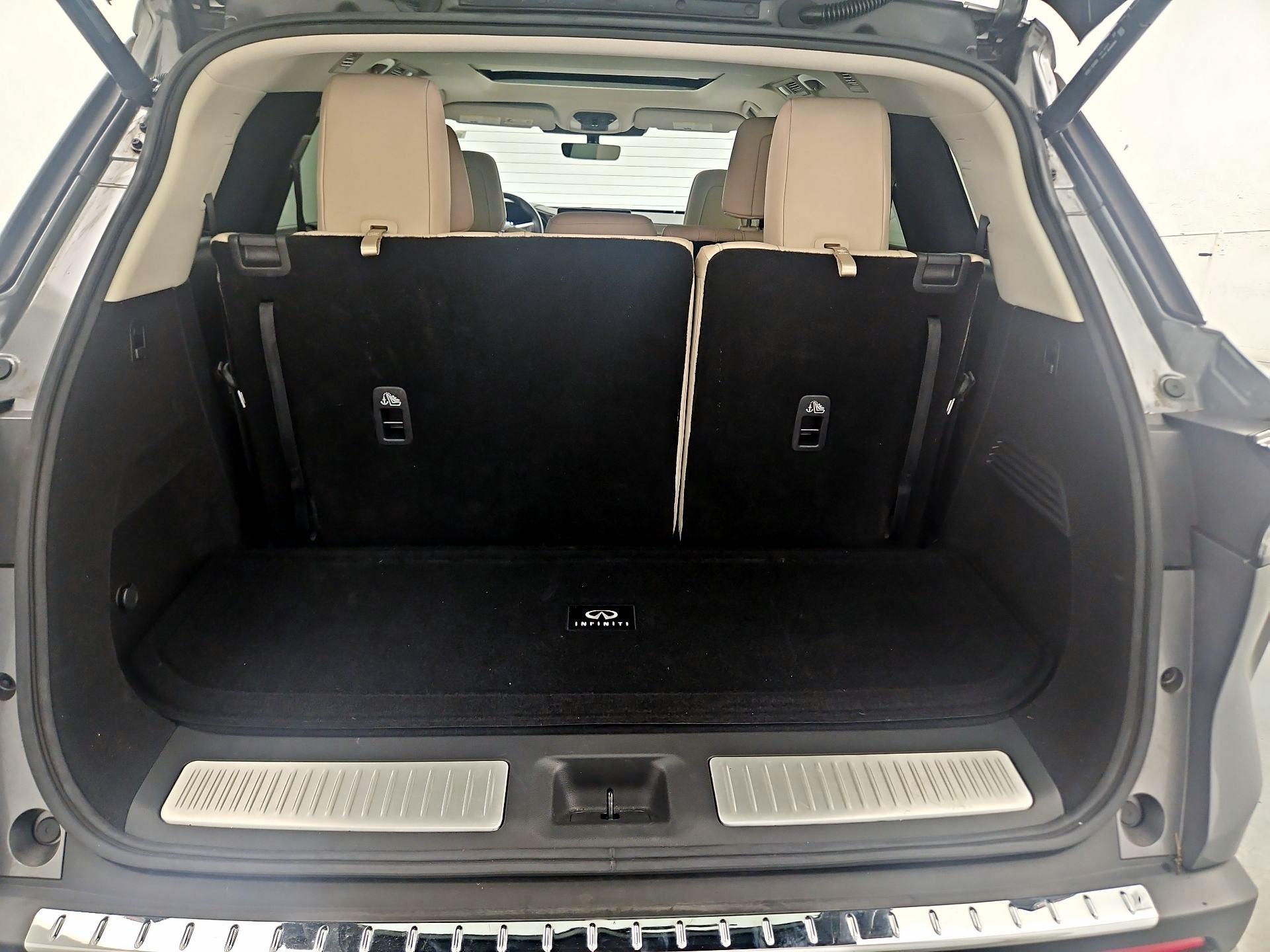 Thumbnail: 2023 INFINITI QX60 - 20